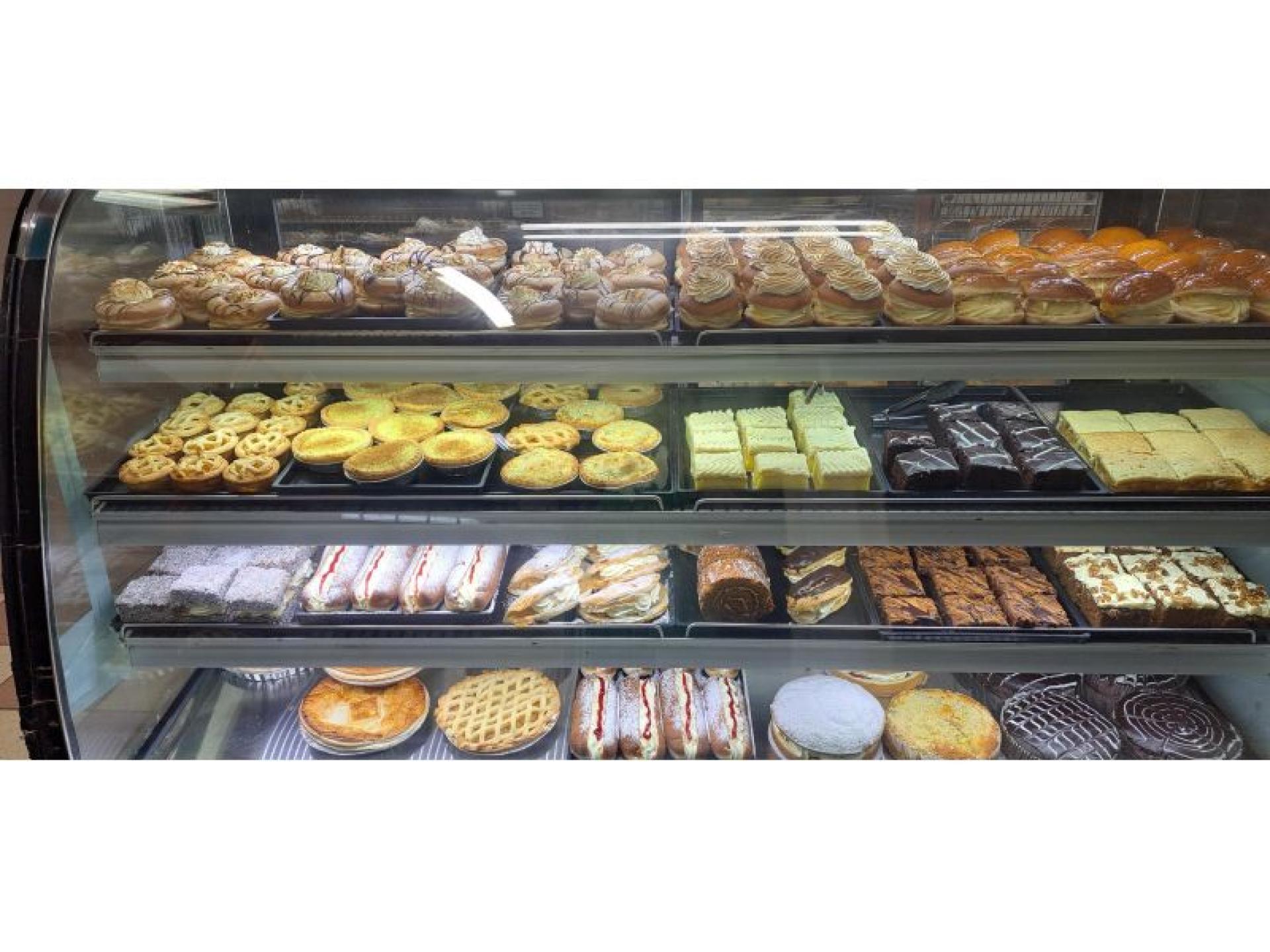 Bakery – Live And 646938 2