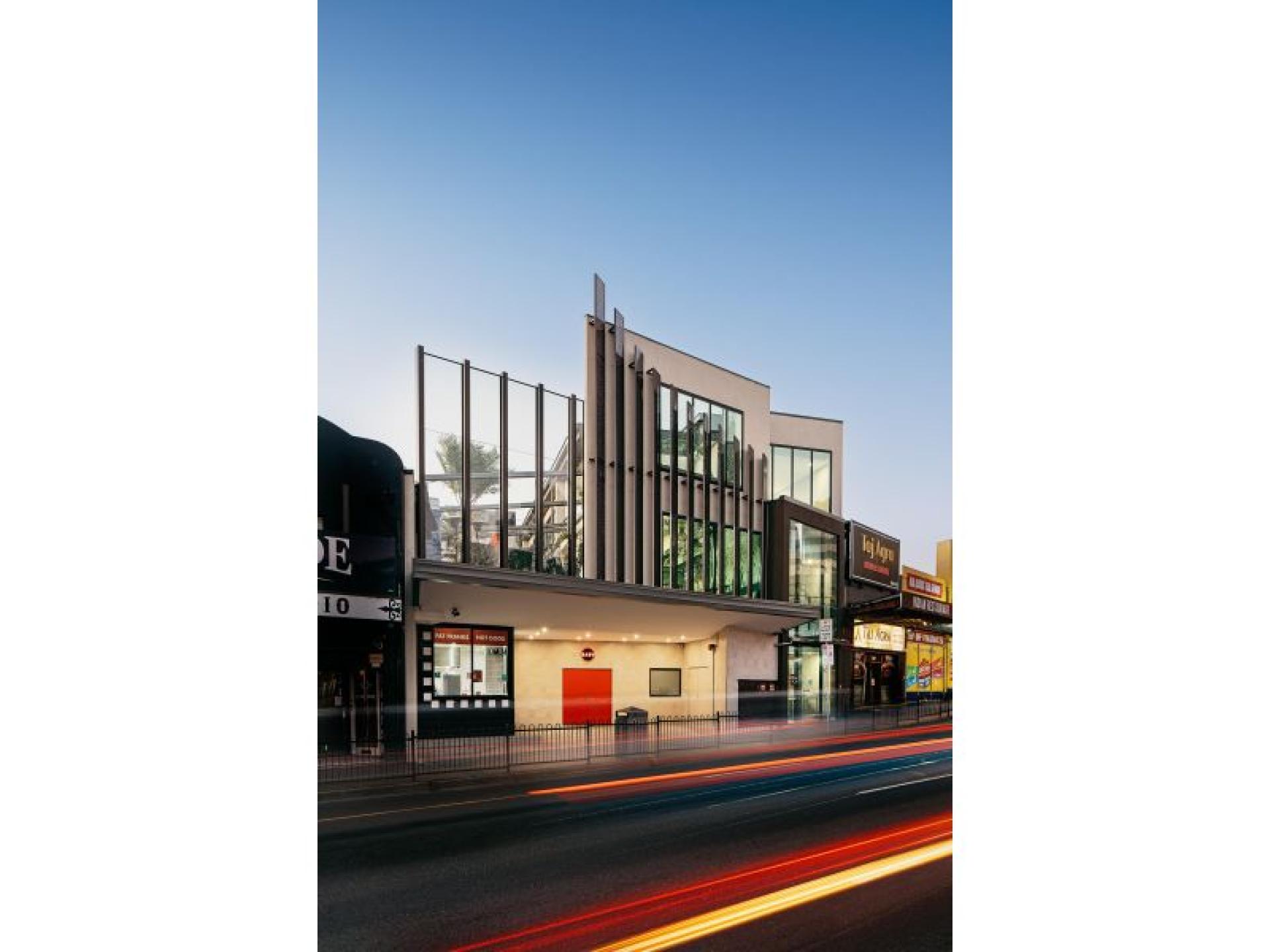 Exceptional Entertainment Hub & 646946 2