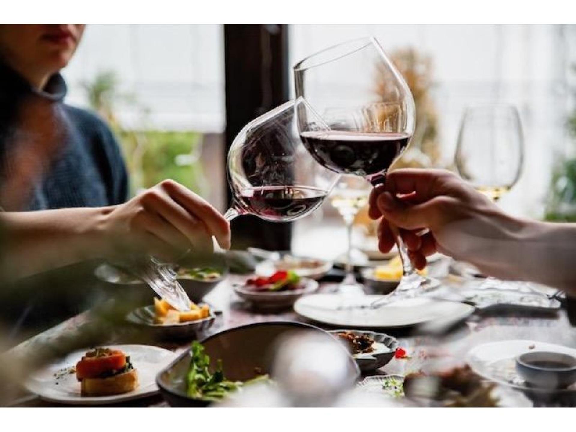 Turn Key Dining And 647394 1