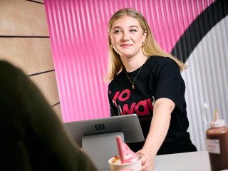 Invest in Yo Way: Premium Frozen Yogurt Franchise Opportunities