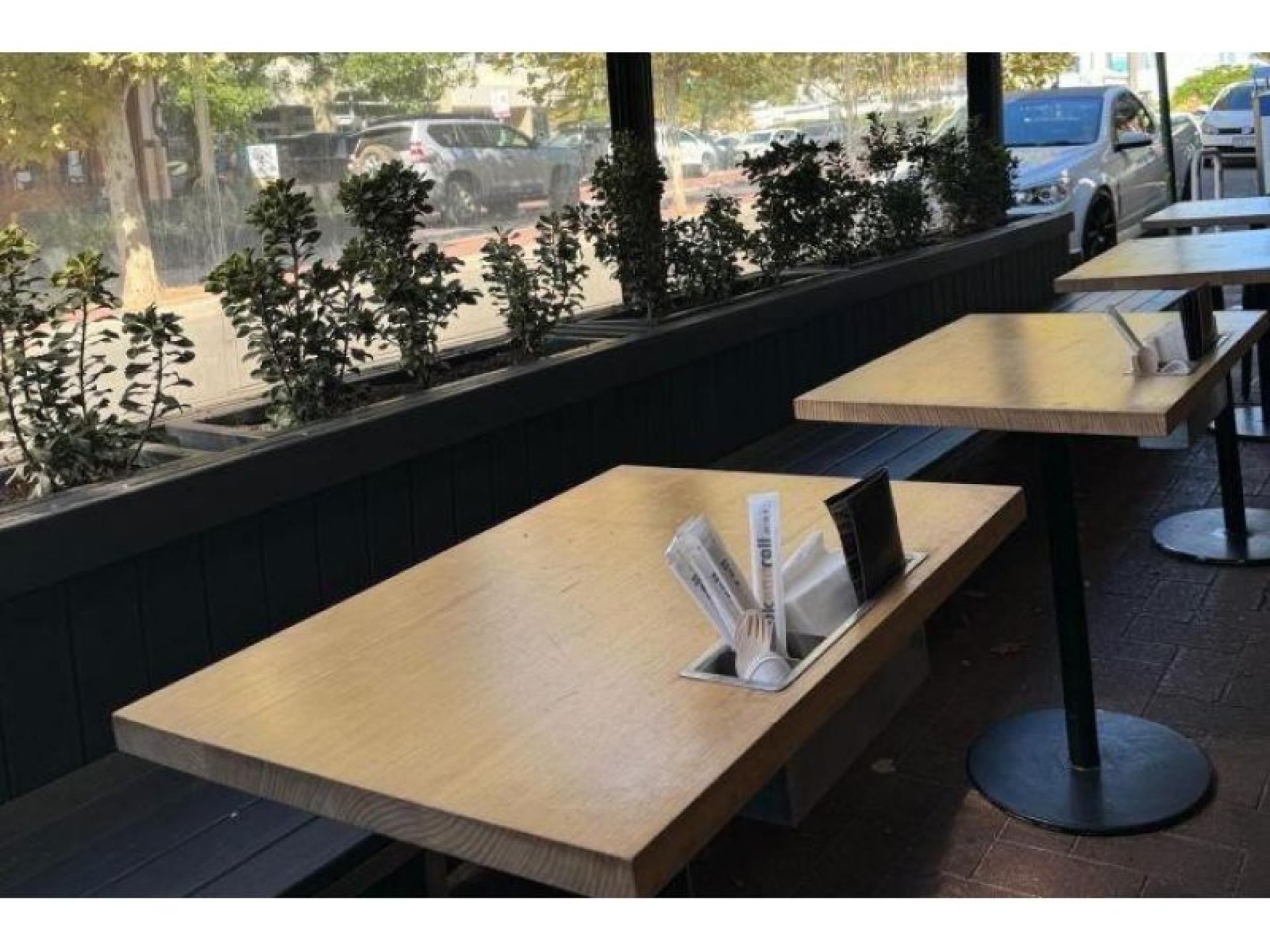 Nedlands Licensed Restaurant / 648097 2