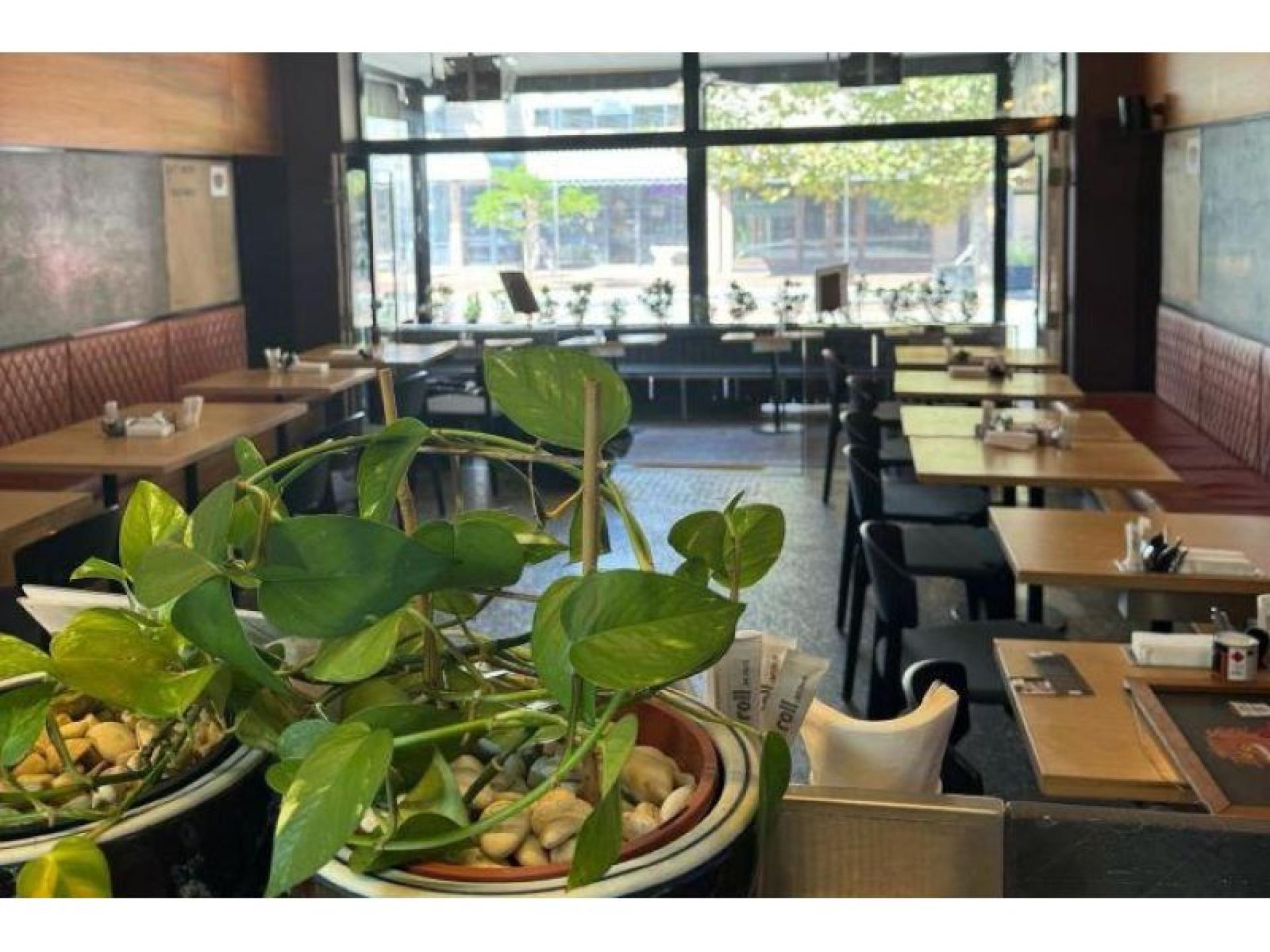 Nedlands Licensed Restaurant / 648097 3