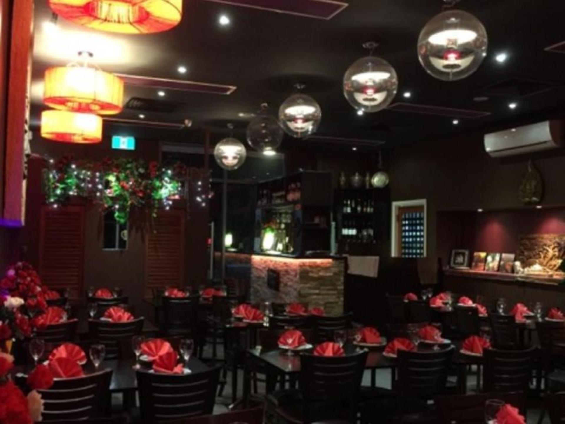 Restaurant/ Cafe Chattel Sale 648298 1