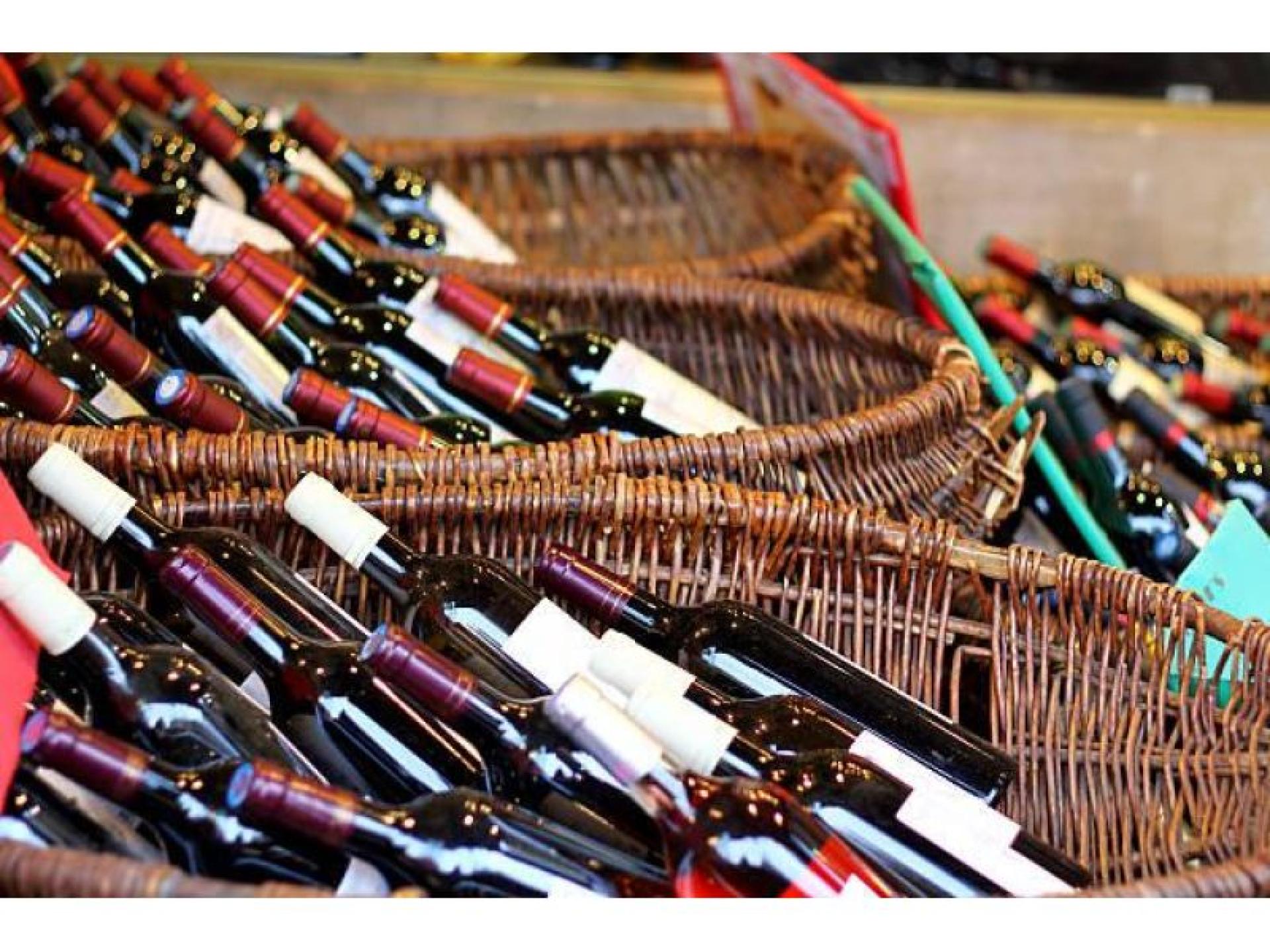 Freehold Liquor Store (property 648331 1