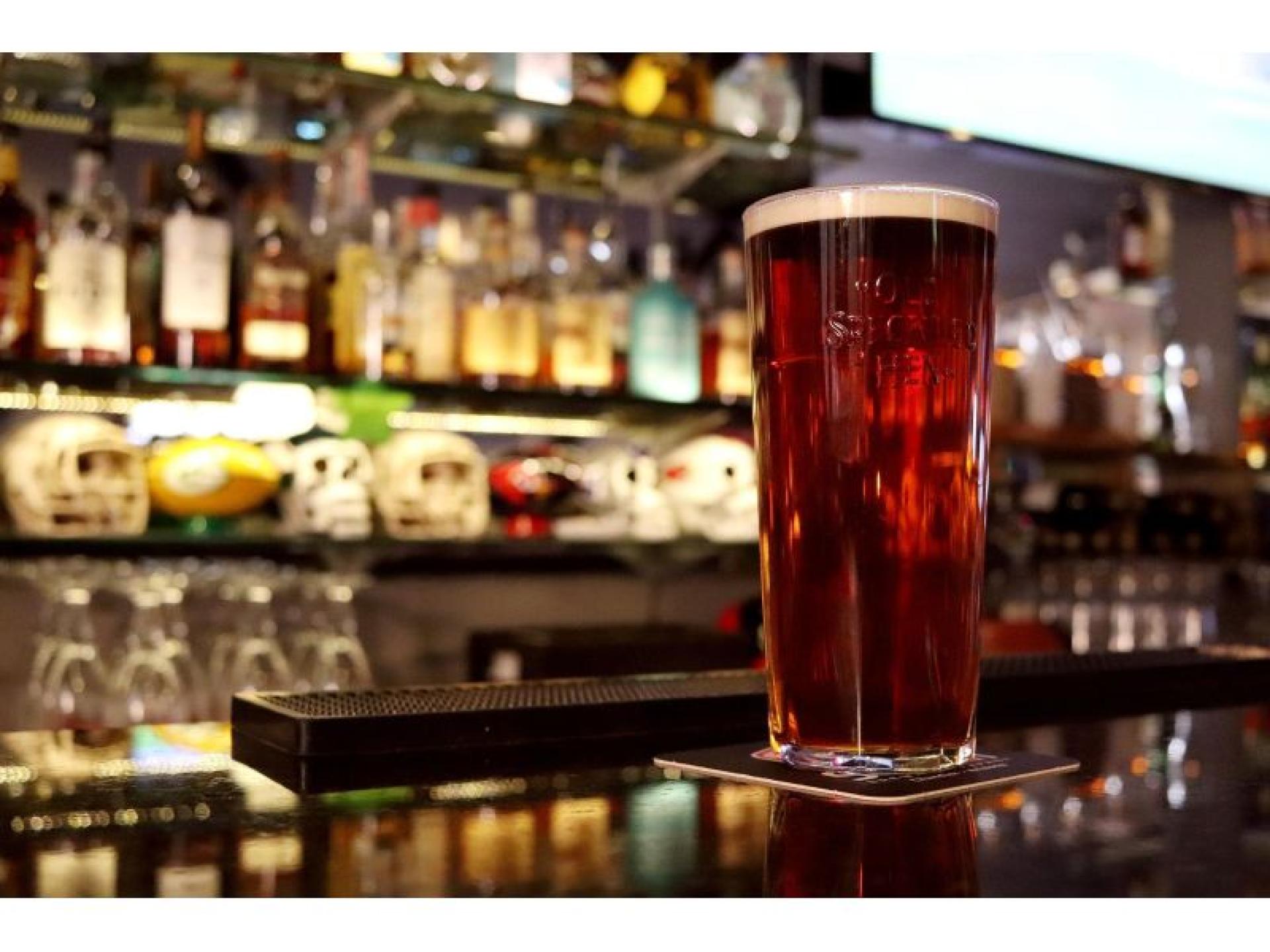 Metro Tavern Business - 648358 1