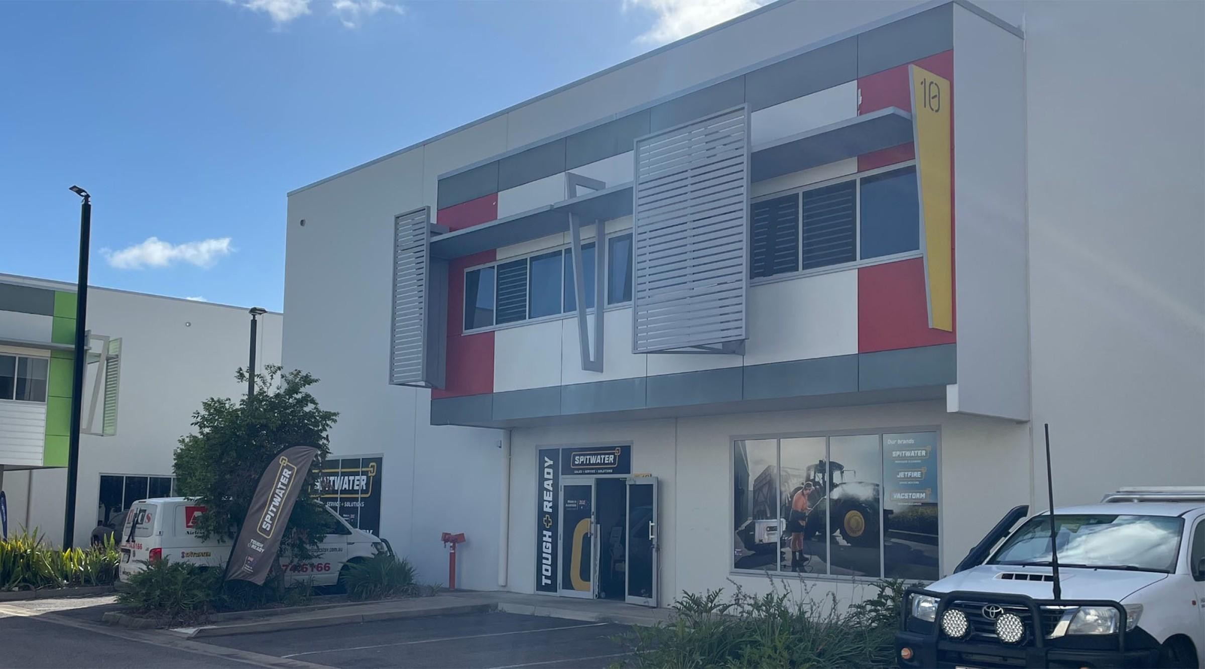 Townsville Airless & Pressure 648829 1