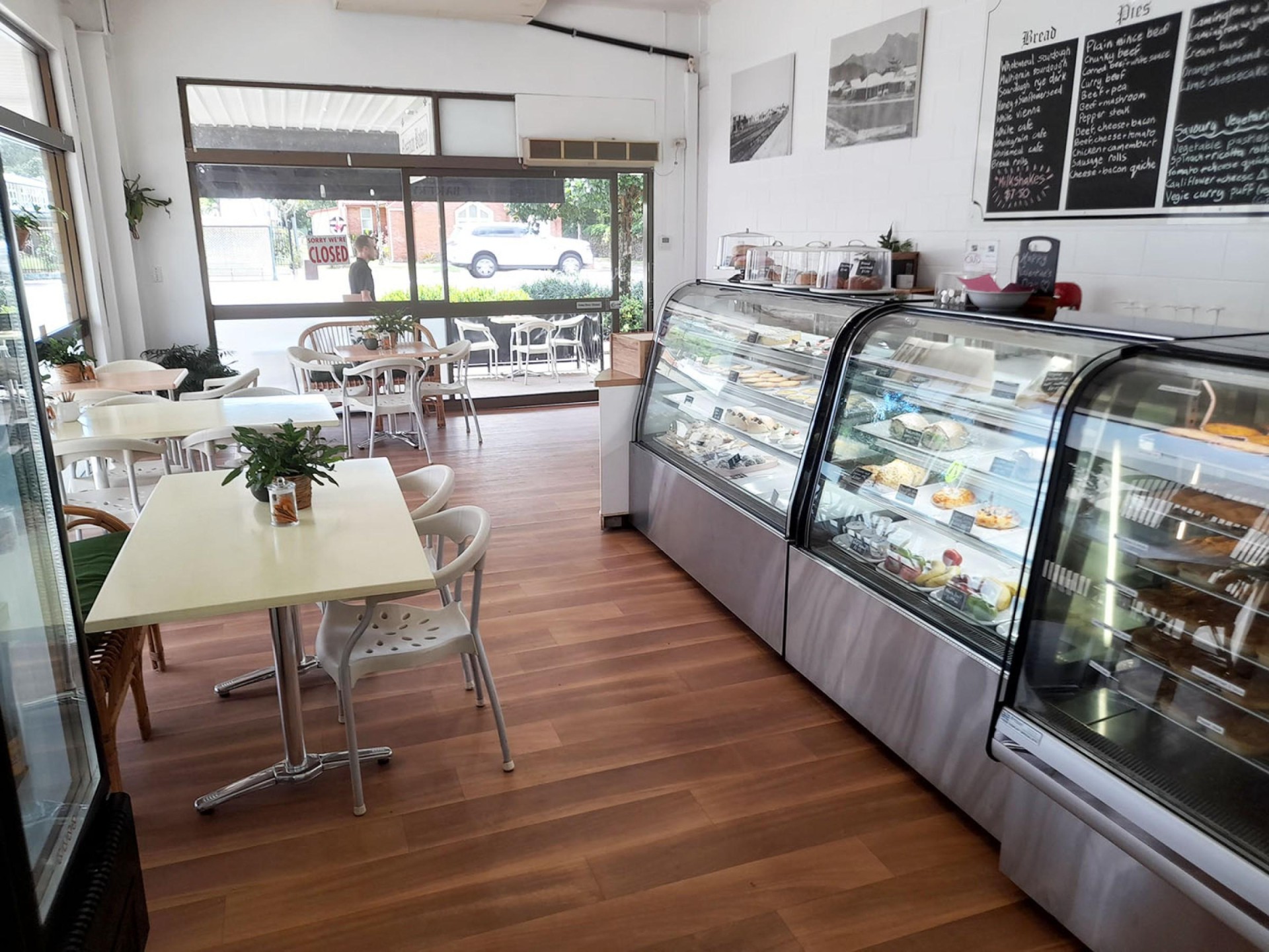 Mossman Bakery - Far 649042 2