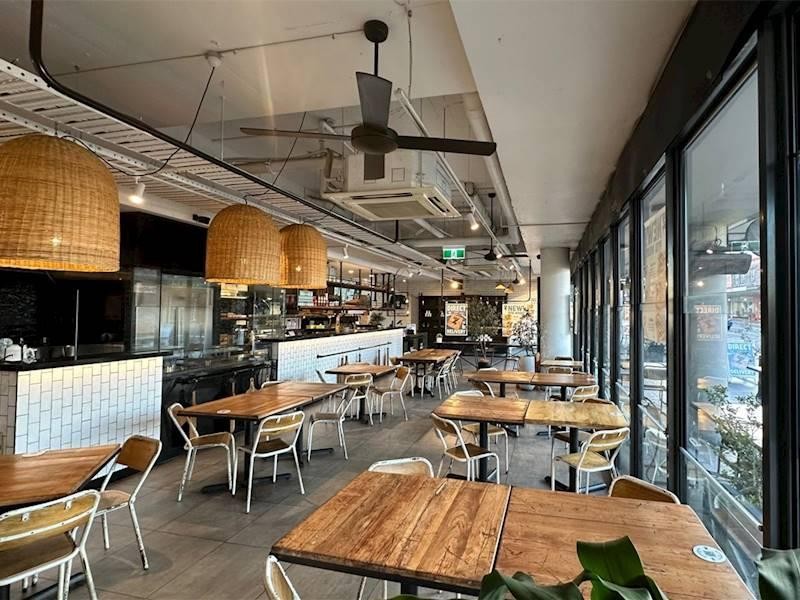Zeus Street Greek Franchise 649101 2