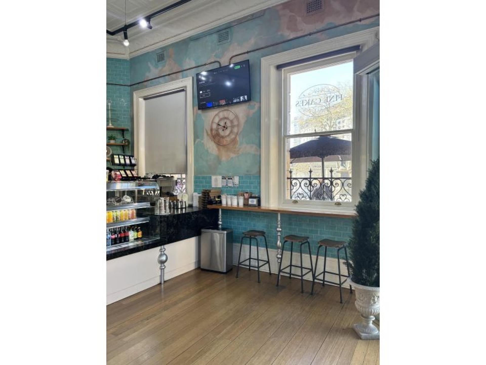 Popular Cafe/patisserie For Sale 649240 1