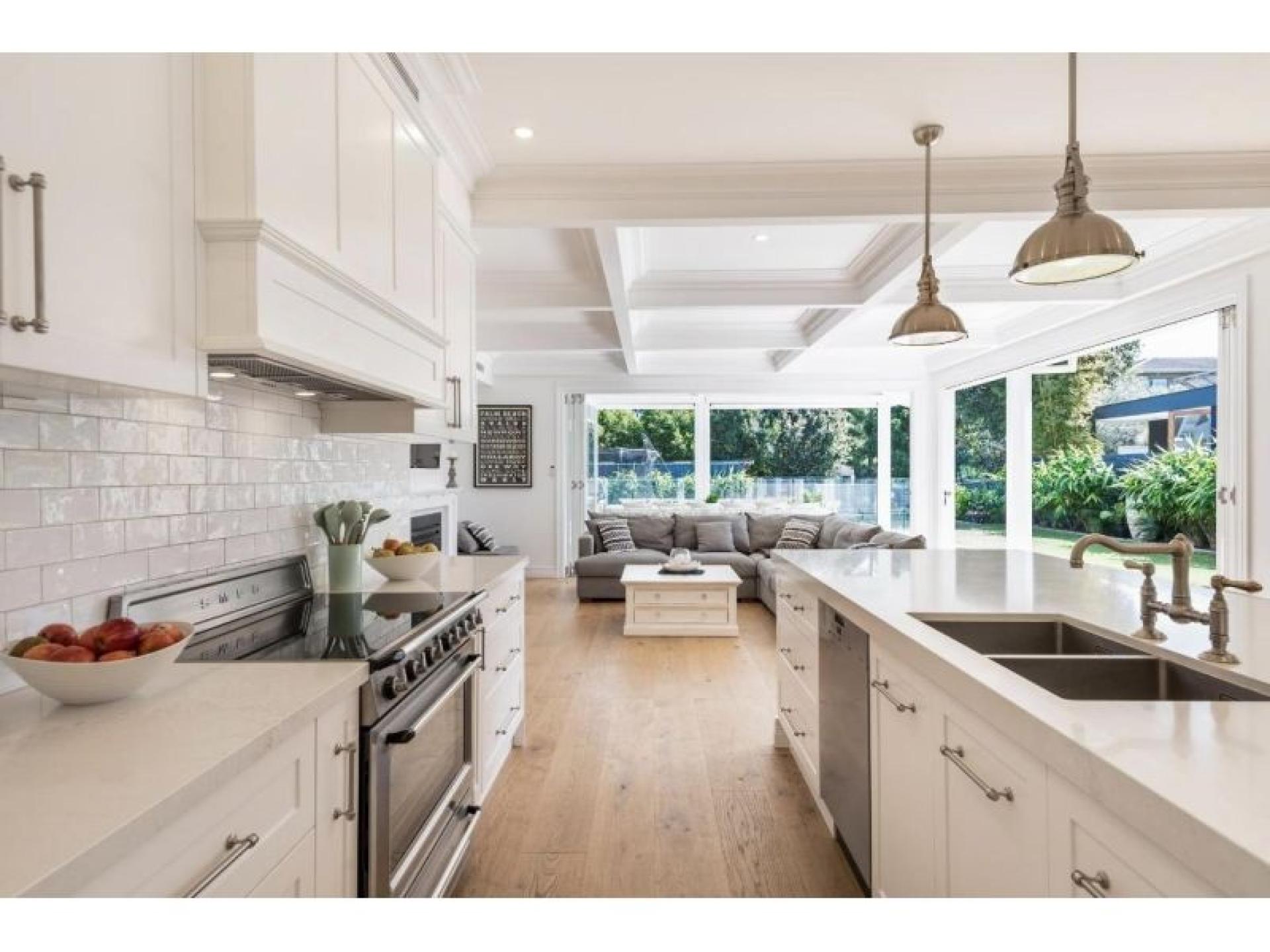 Sold! B2b Kitchen And 650952 1