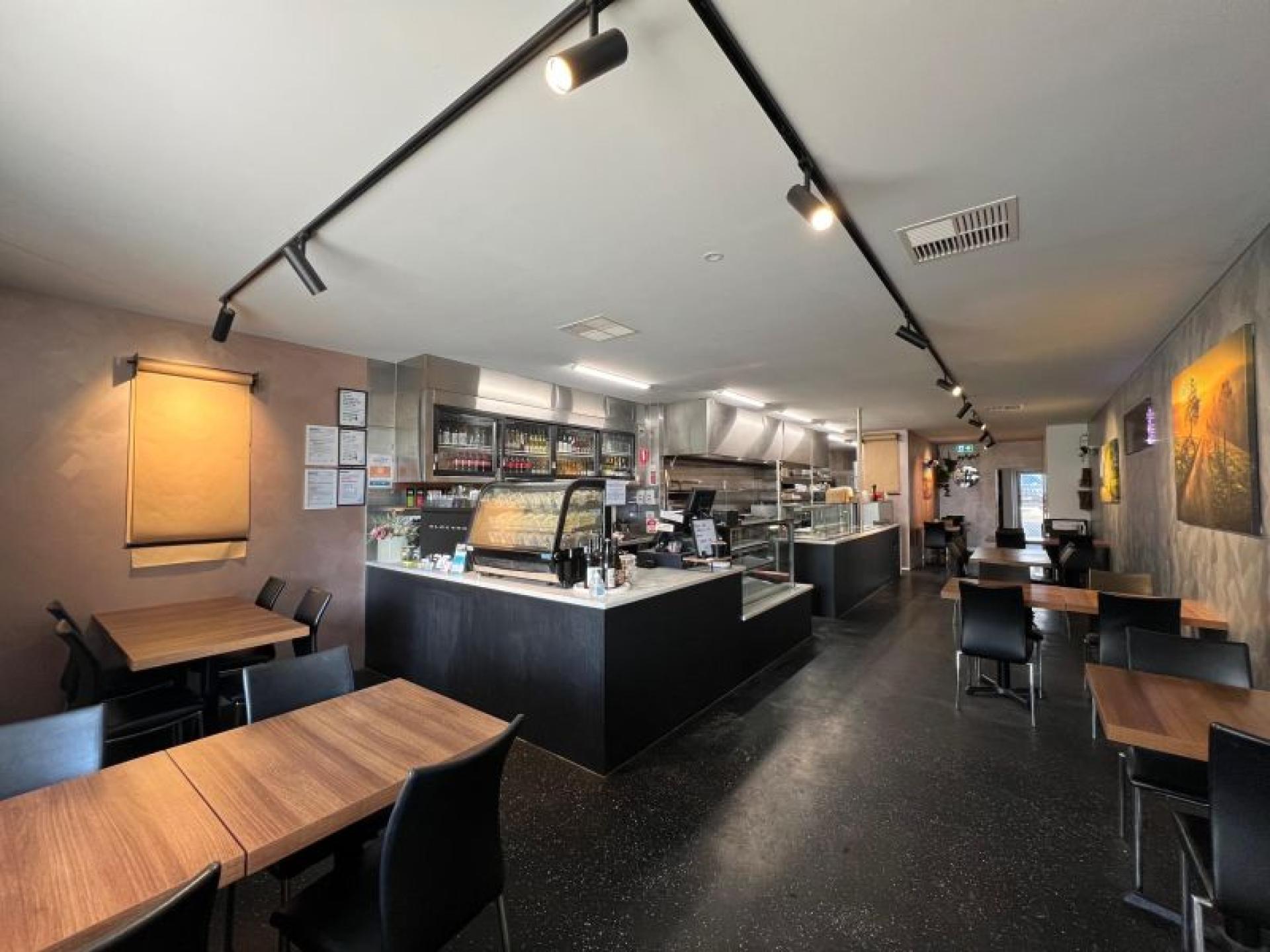 Sold - Licensed Cafe 651090 2
