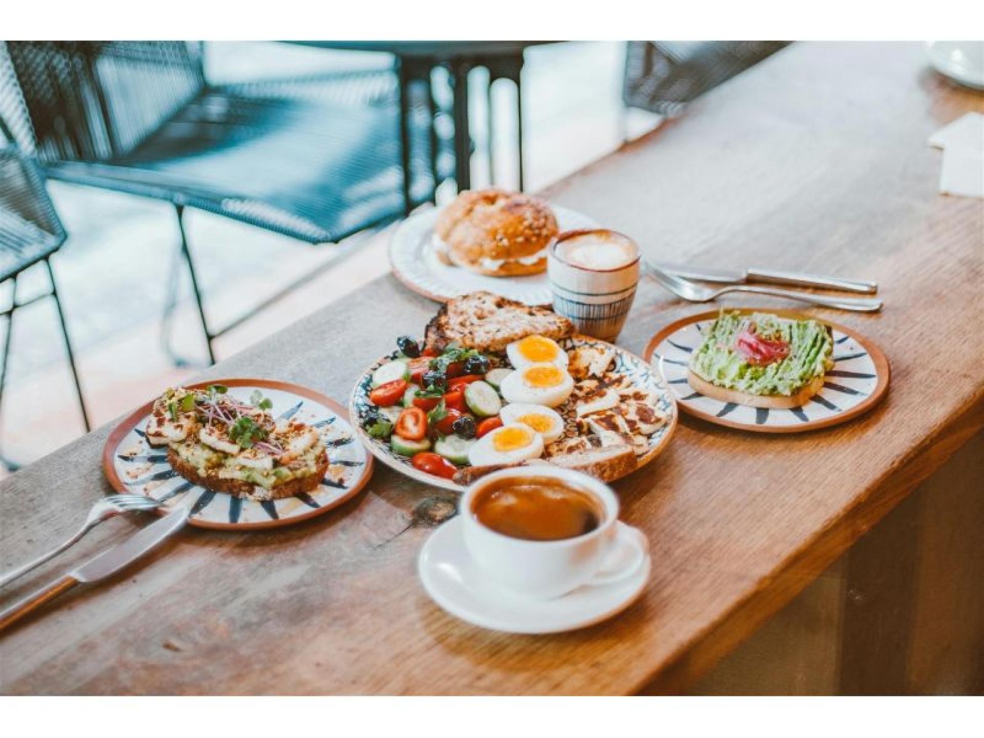 Licensed Cafe & Event 651572 3