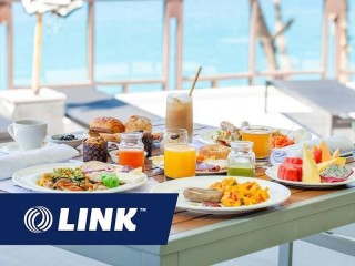 Popular Beachside Cafe in Prime Gold Coast Location