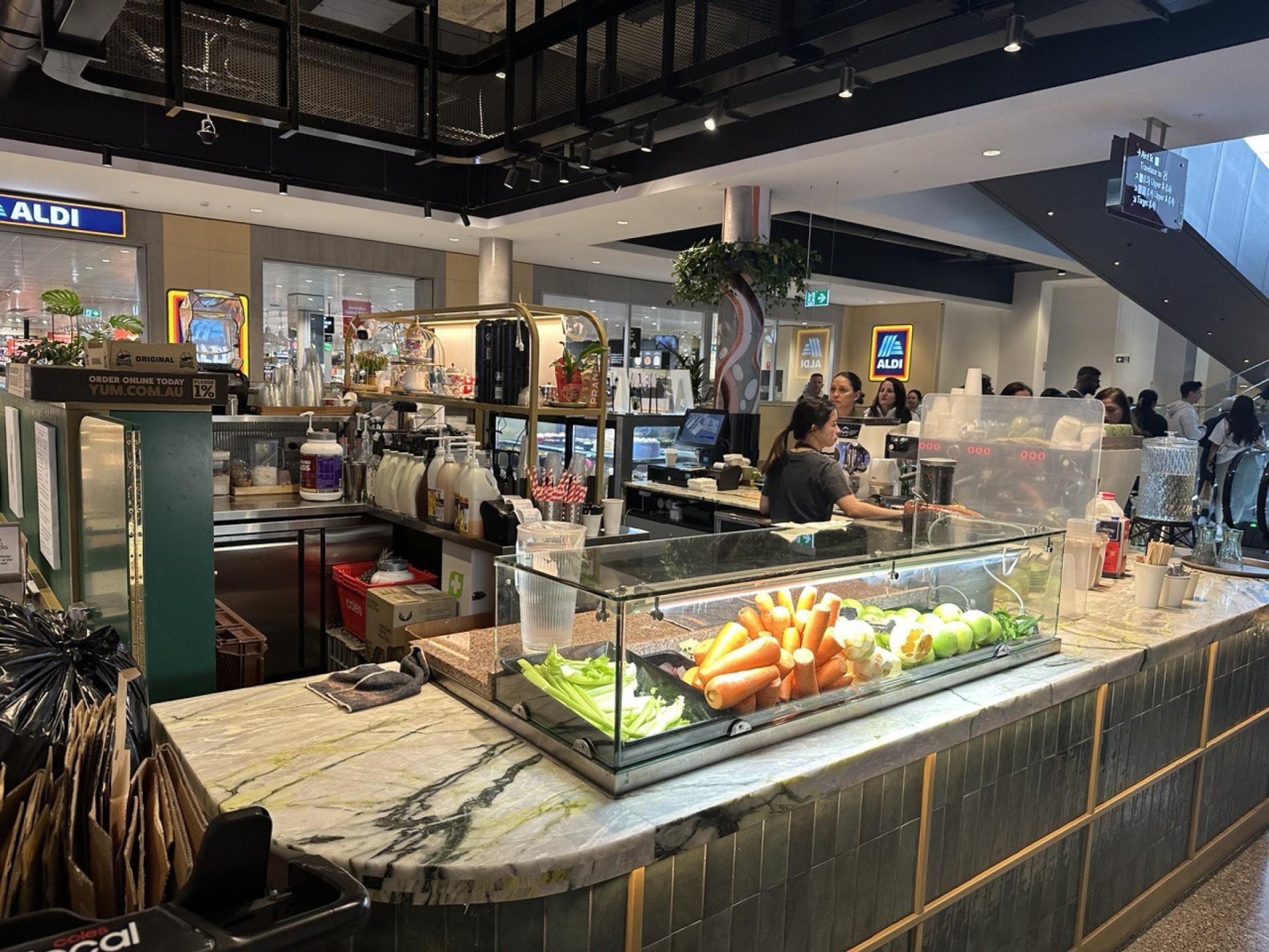 Exceptional Café In High-demand 651828 2