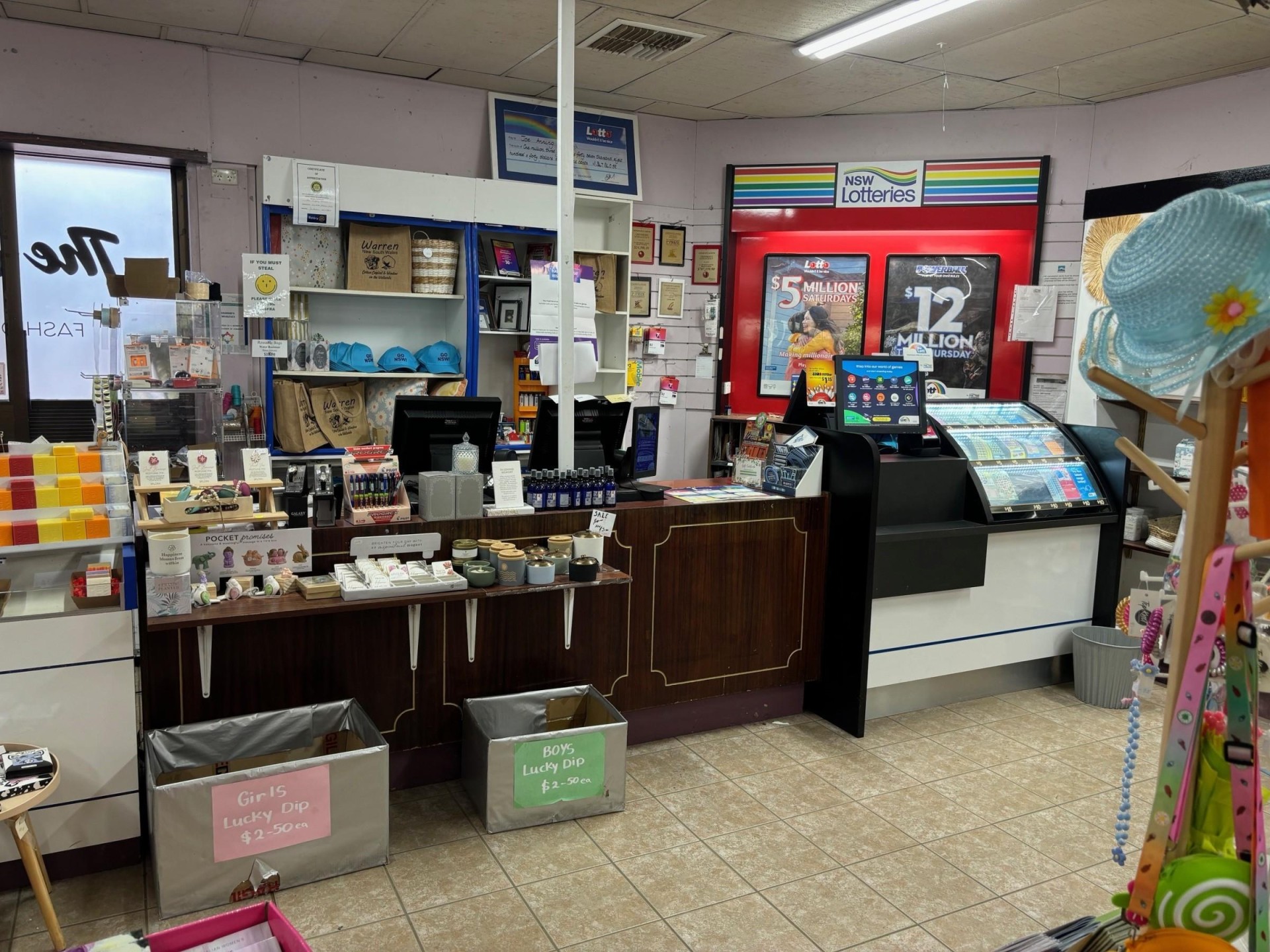 Grindrod's Newsagency - The 651863 2