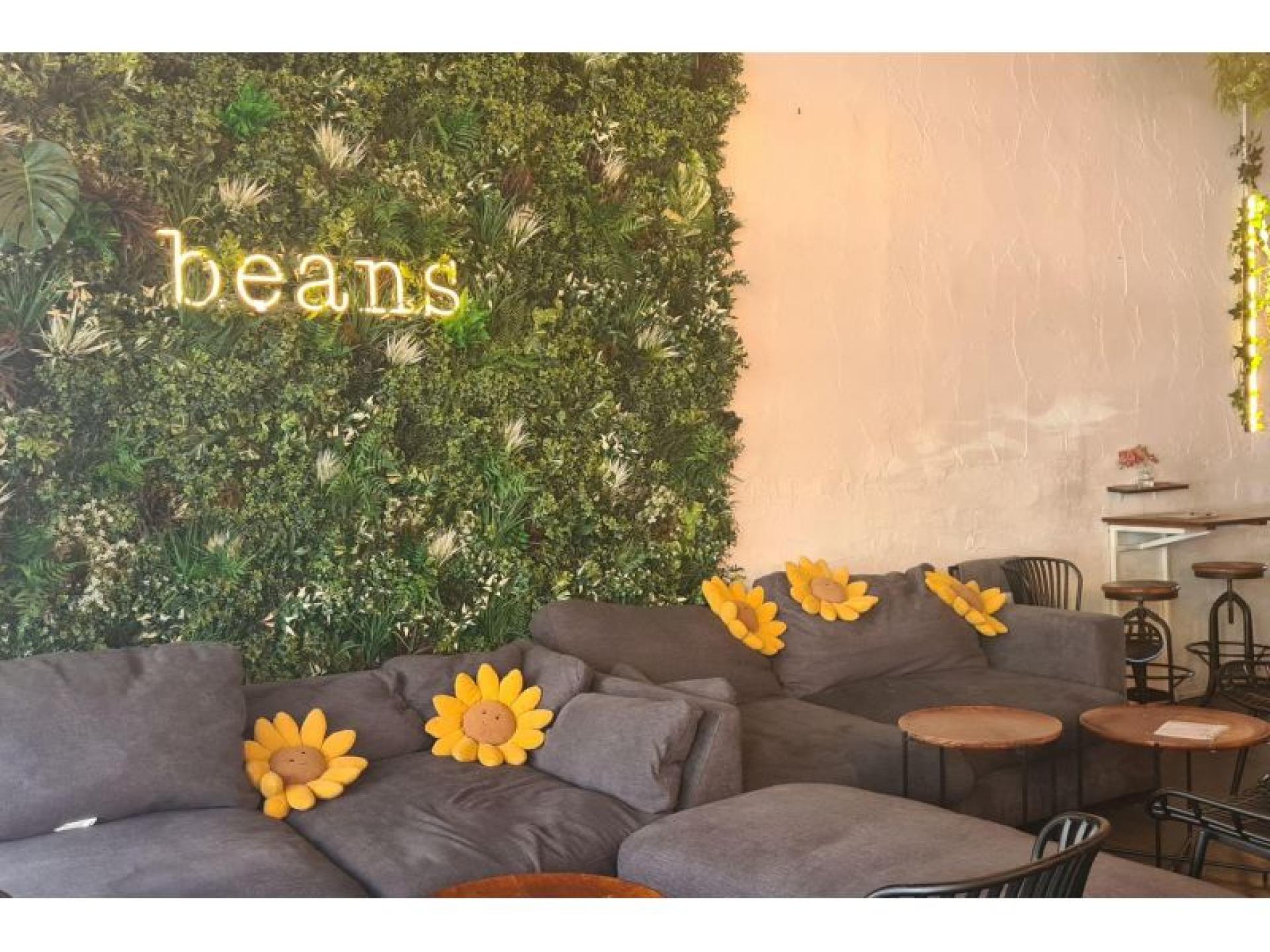 Sold - Beans Bar 651979 3