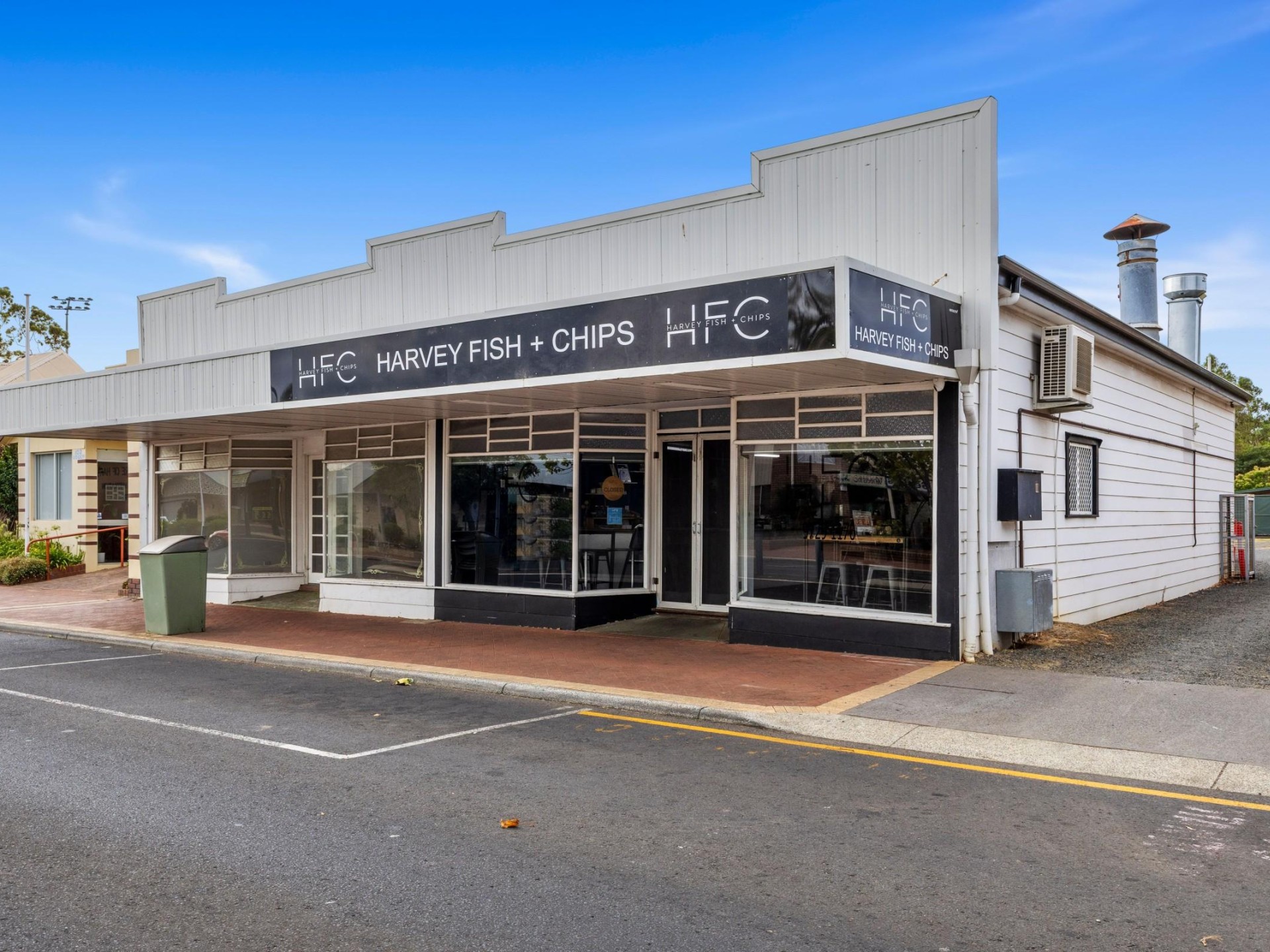 Harvey Fish And Chips 652452 1