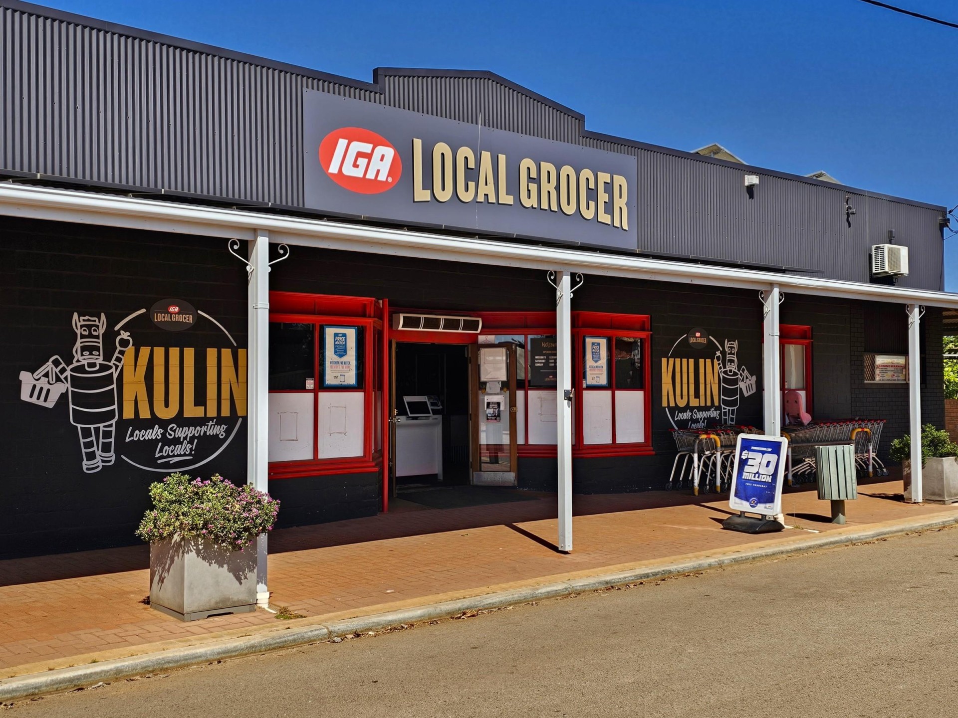 The Local Grocer Iga 652817 1