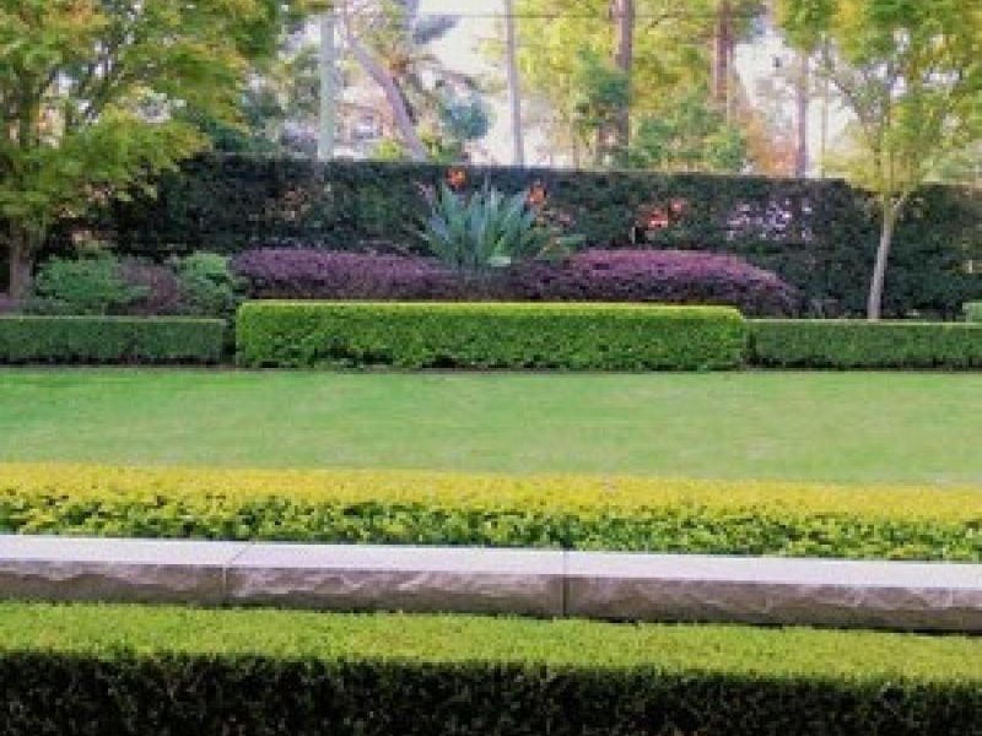 Garden Maintenance Services - 653203 1