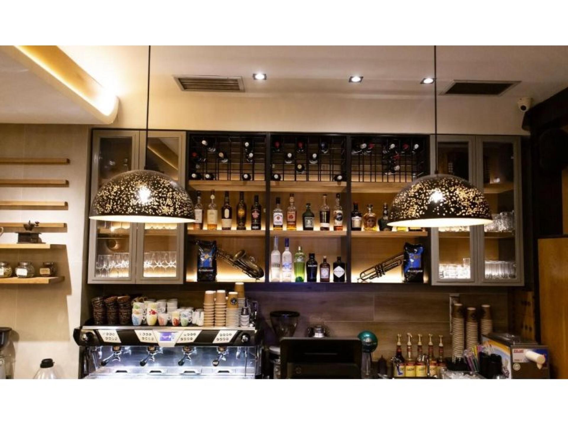 Reduced Price! Premier Cafe 653647 1