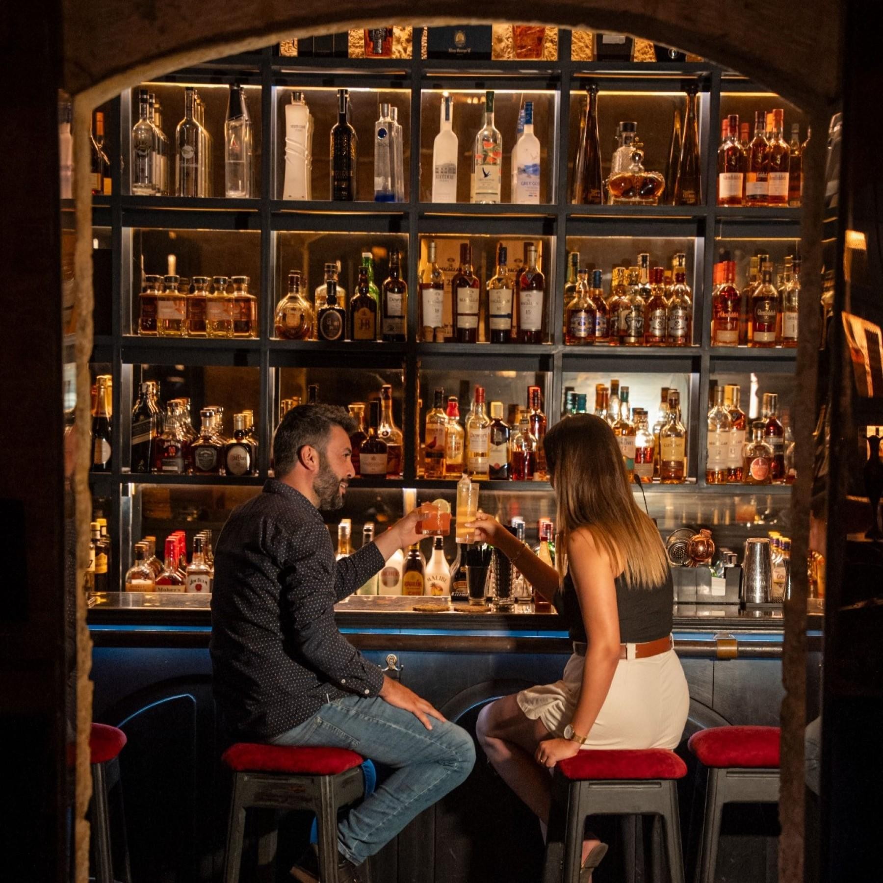 For Sale: High-performing Gastropub 653694 1