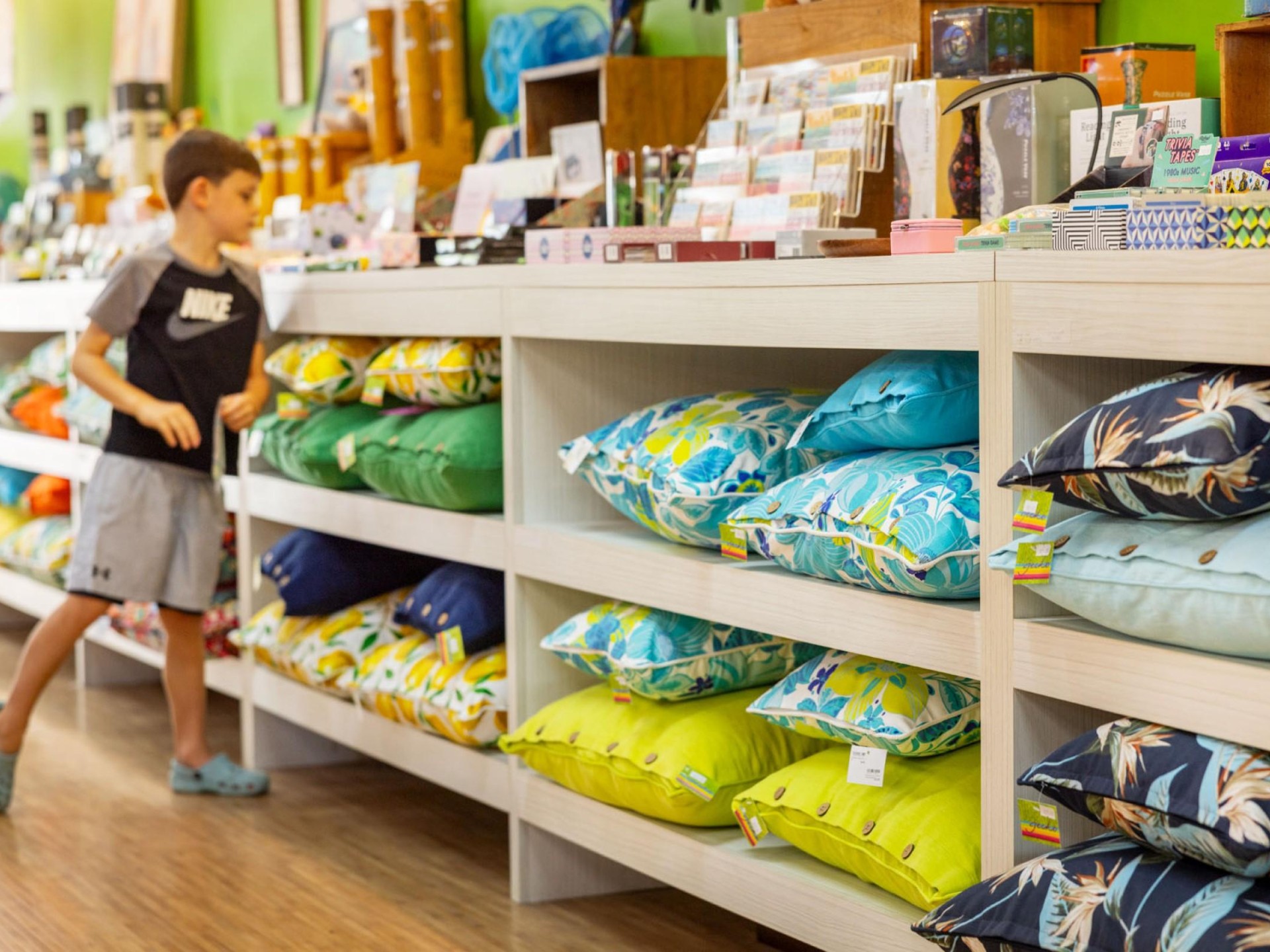 "a Vibrant And Colourful 654263 3