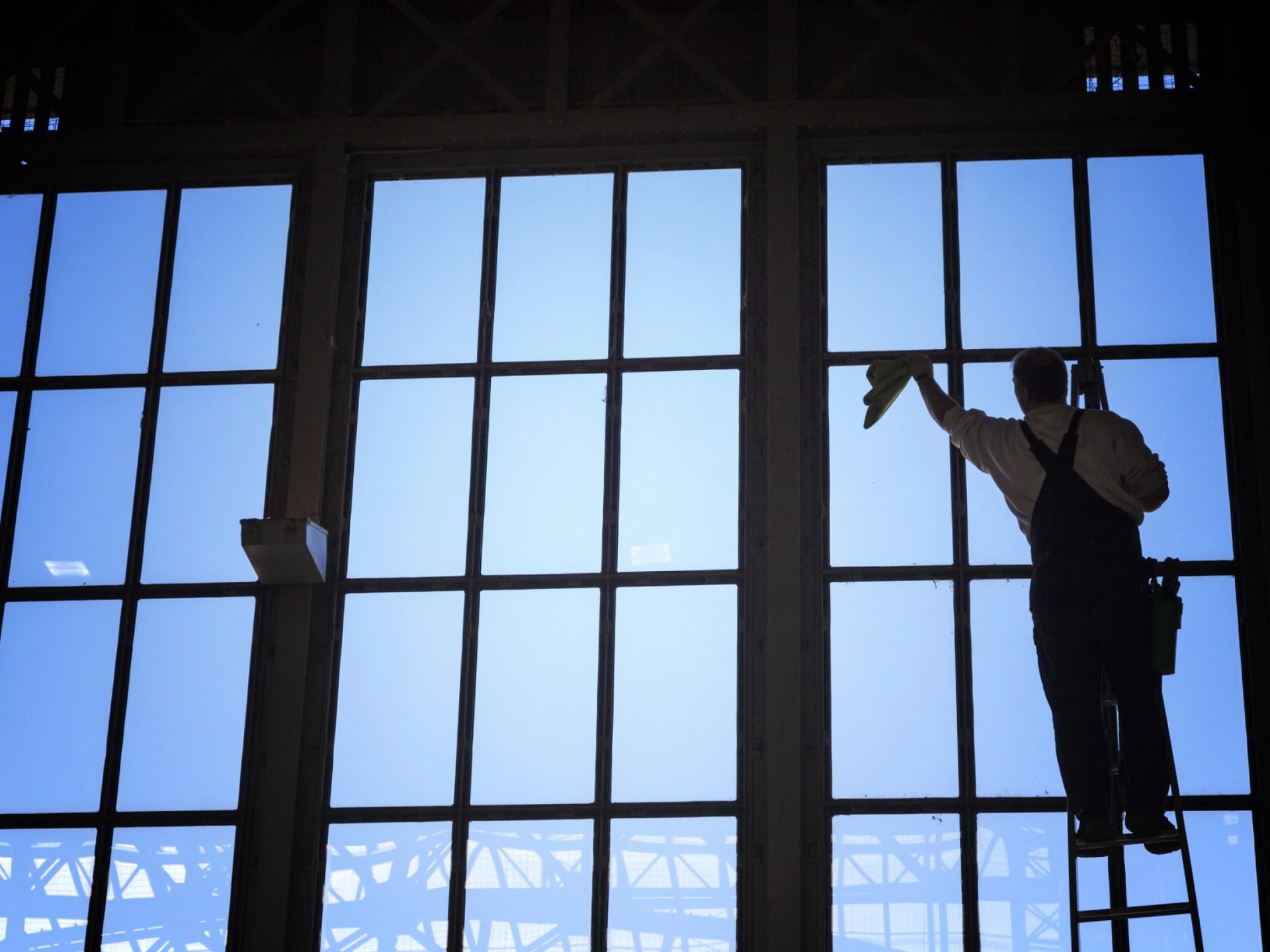 Established Commercial Window Cleaning 654376 1