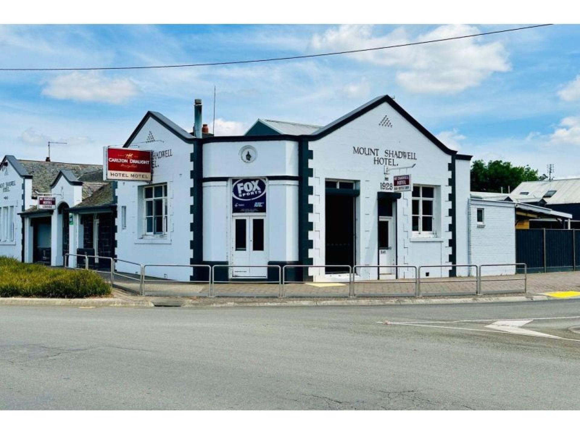 Sold - Mount Shadwell 654601 2