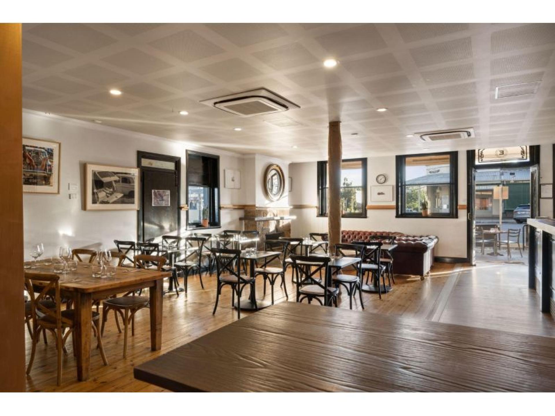 Sold - Empire Hotel 654979 2