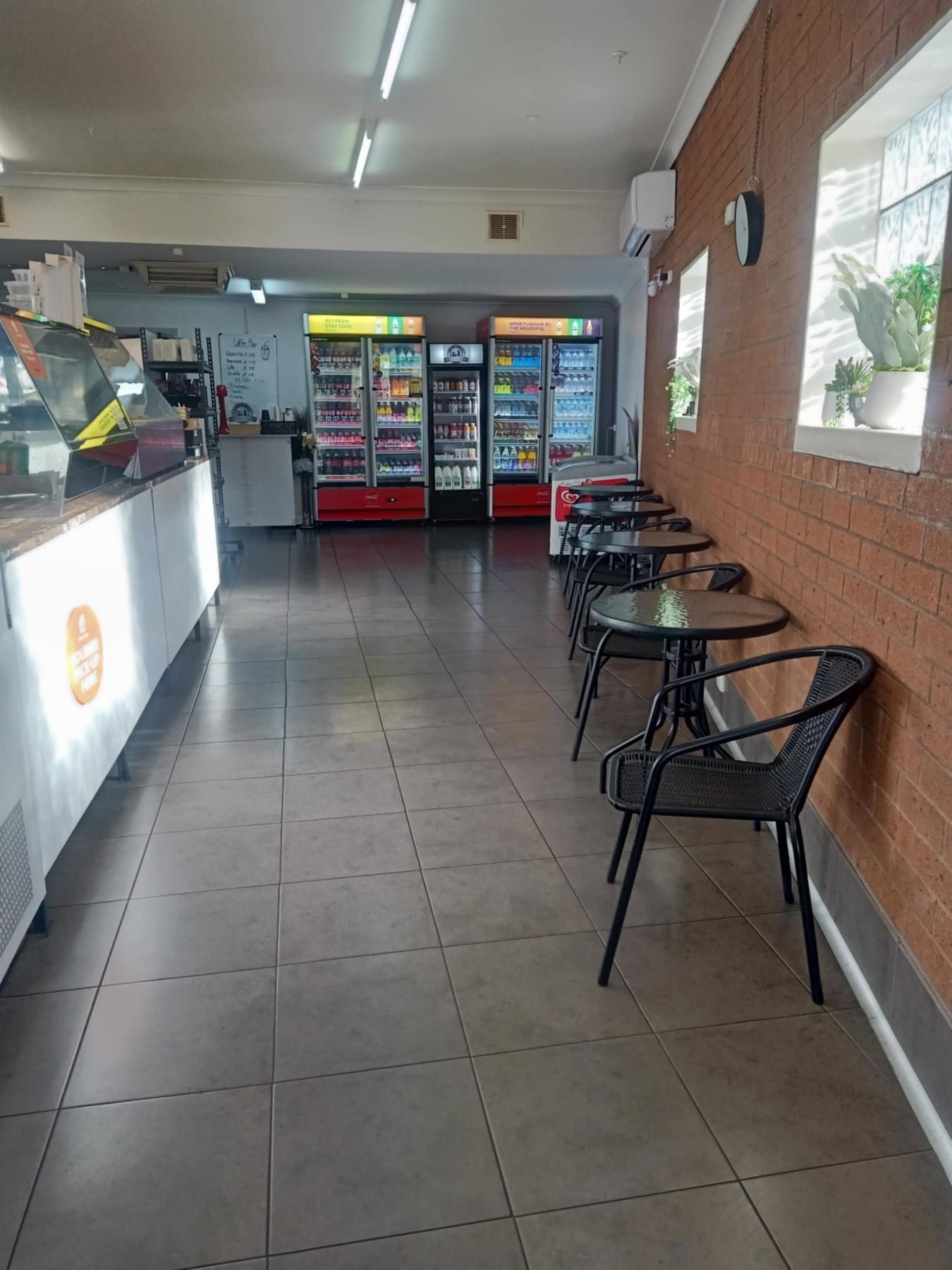 Thriving Fish & Chips 655882 3