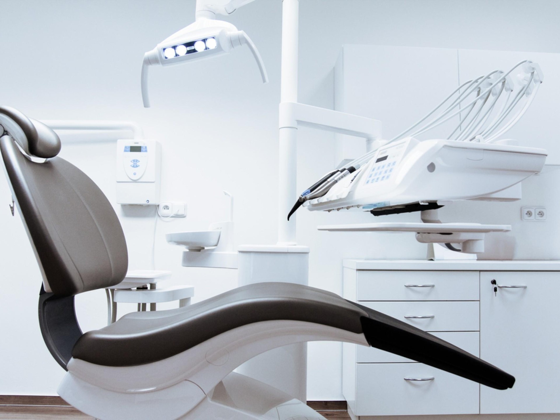 Amazing Dental Clinic In 656386 1
