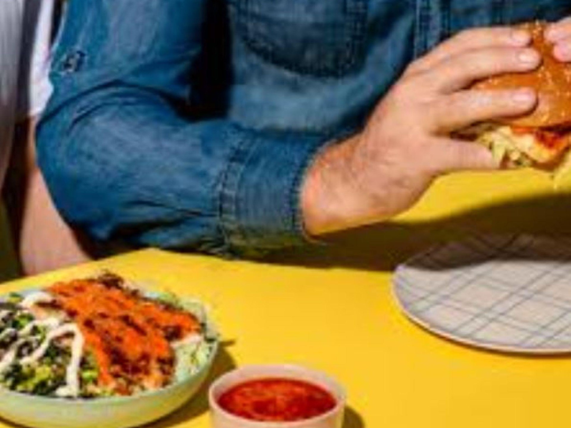 Popular Franchise Food Outlet 656834 3