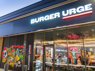 Start your burger empire with Burger Urge – Burpengary East store opportunity