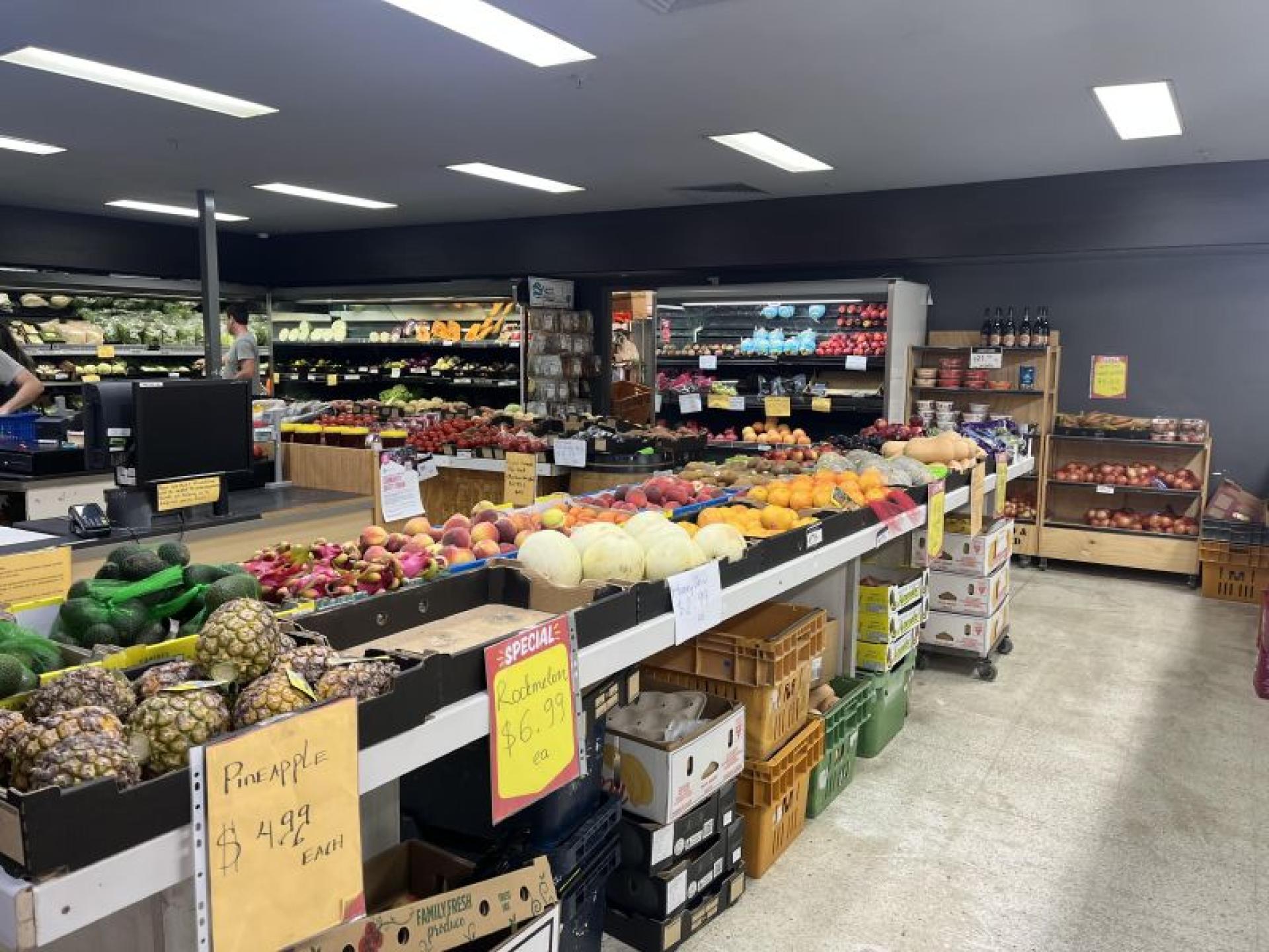 Independent Fruit And Veg 658337 3