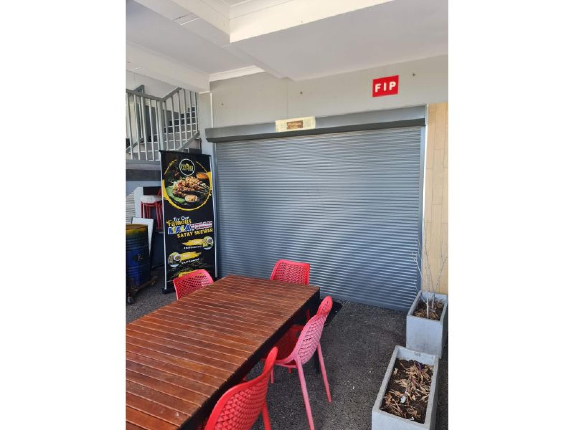 Well Presented Asian Restaurant 658386 2