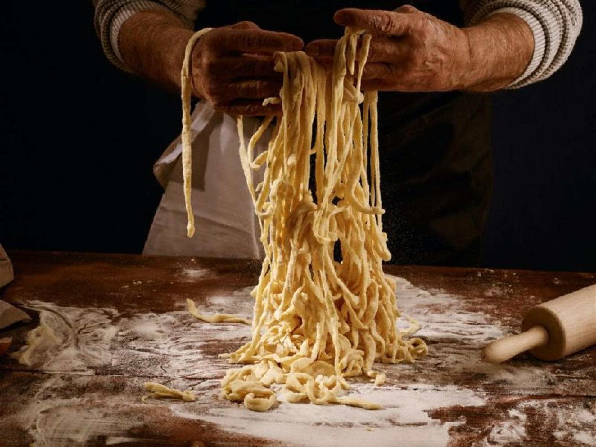Italian Pasta Bistro & 658491 2