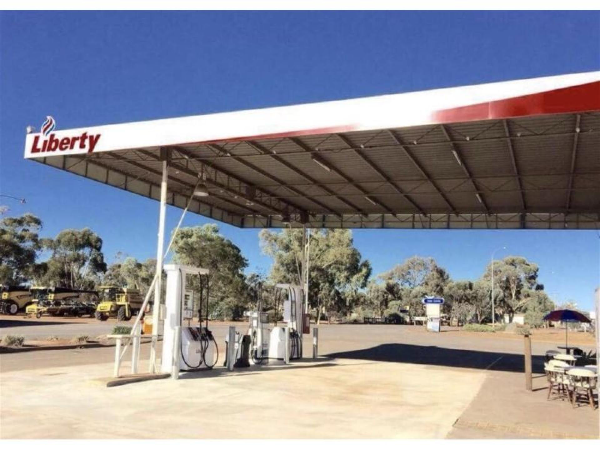 Roadhouse In Wa's Wheatbelt 659222 2