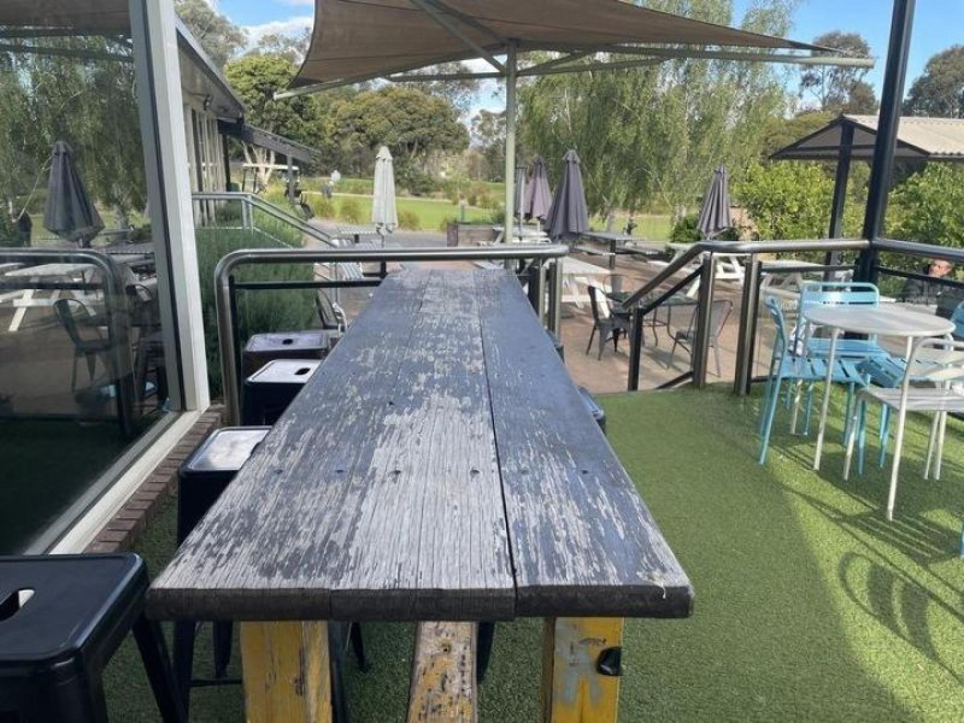 Under Offer - High-profit 659407 3