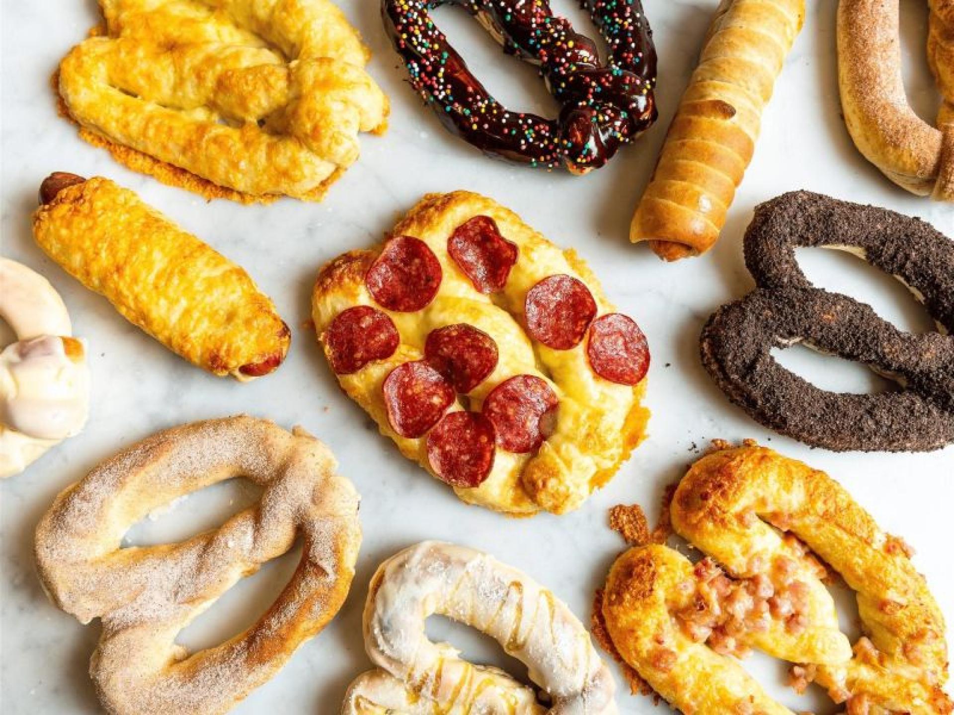 Pretzel World - Simple 659544 1