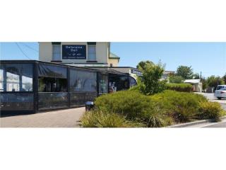 Popular restaurant/cafe/deli and freehold property ($990000)