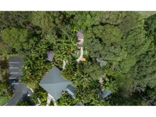 Award-Winning Noosa Wellness Destination + Freehold Property – Rare Business & Property Acquisition