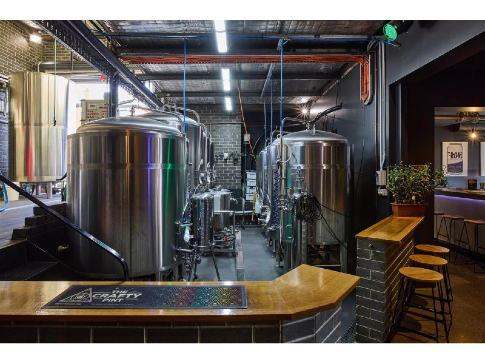 Microbrewery & Bar In 660492 3