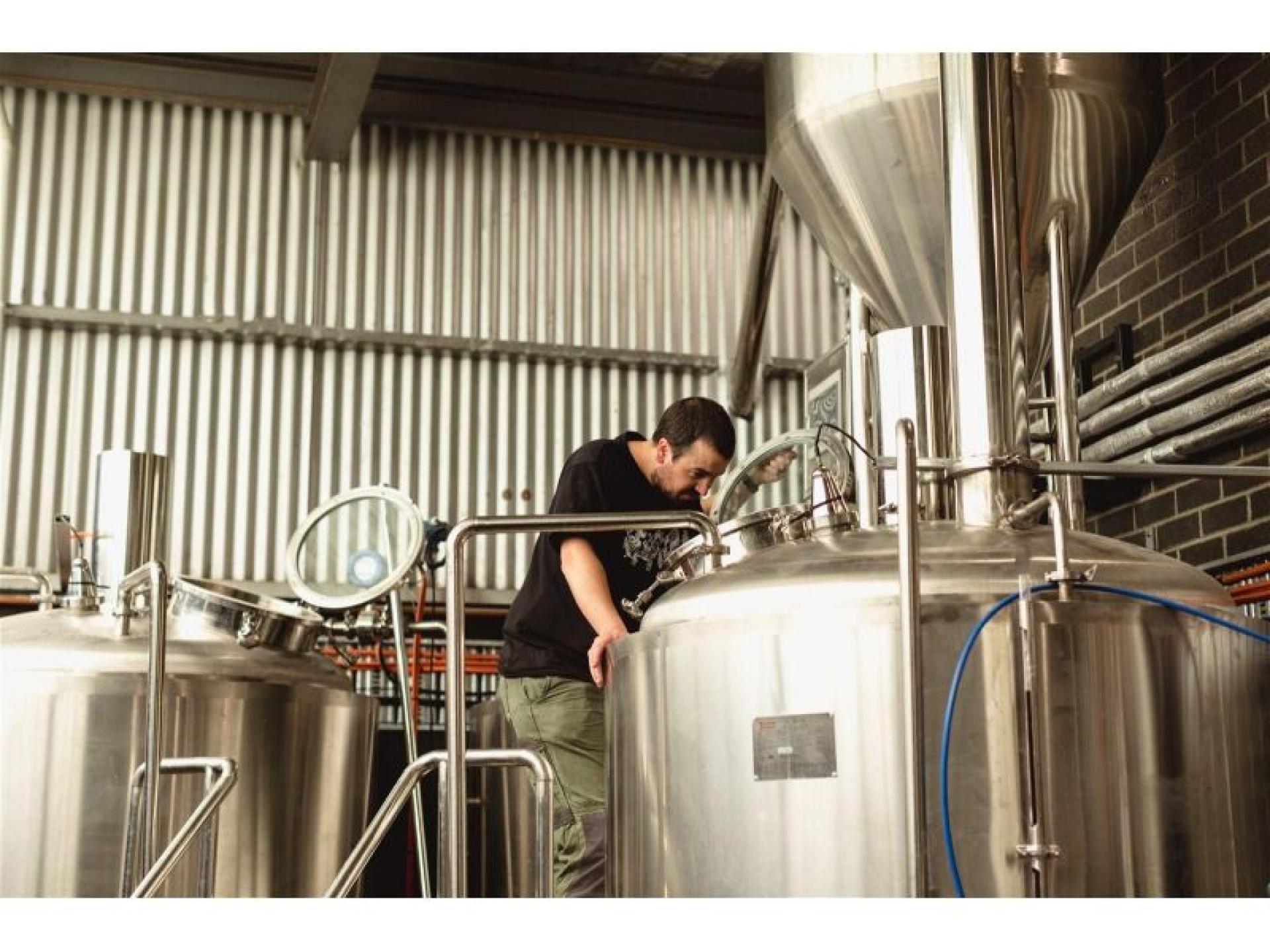 Microbrewery & Bar In 660492 2