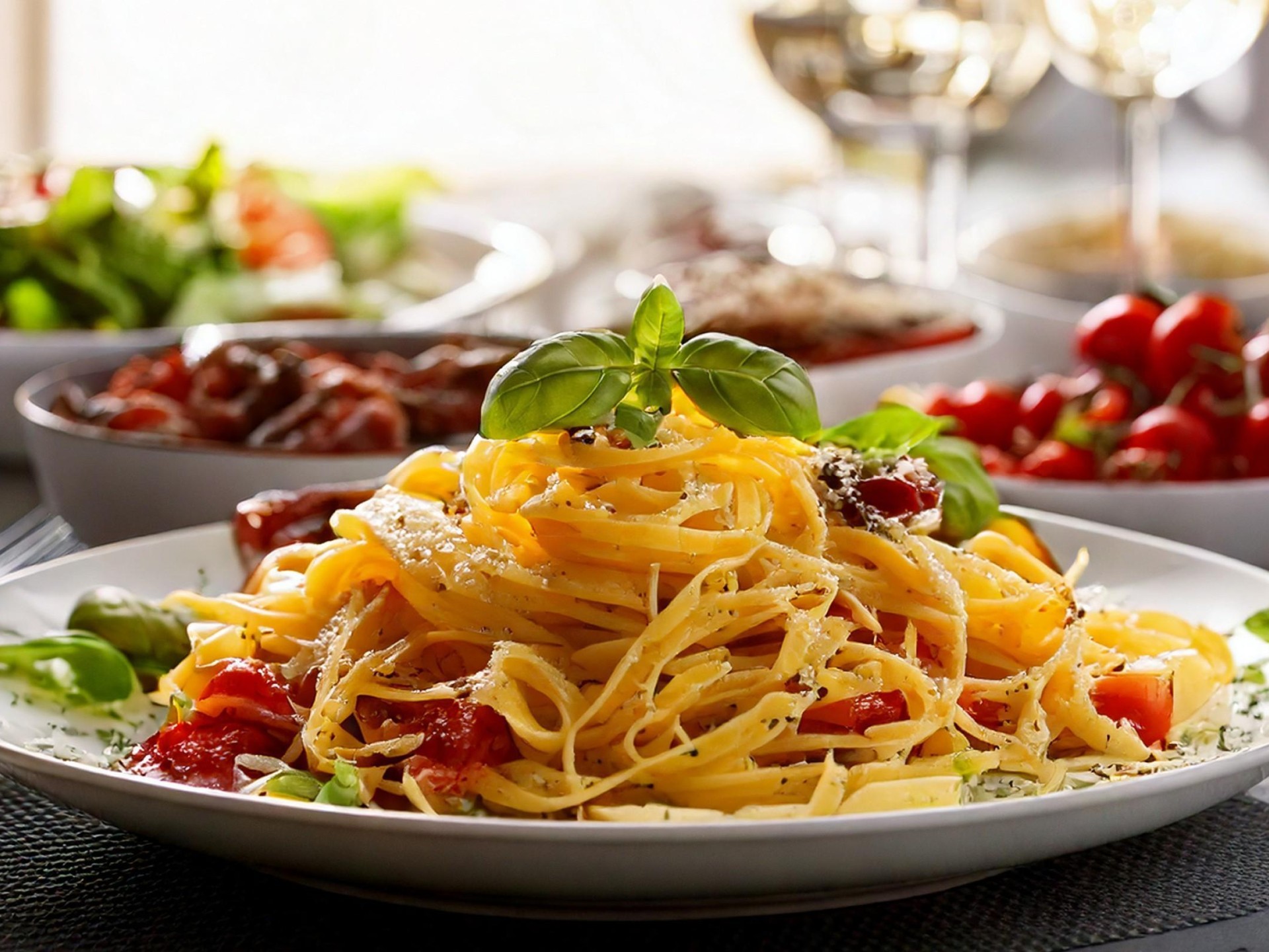 Modern Italian Restaurant In 660542 1