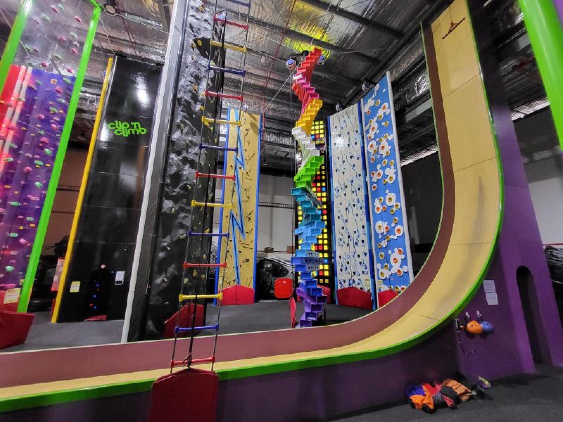 Thriving Indoor Climbing Business 660768 1