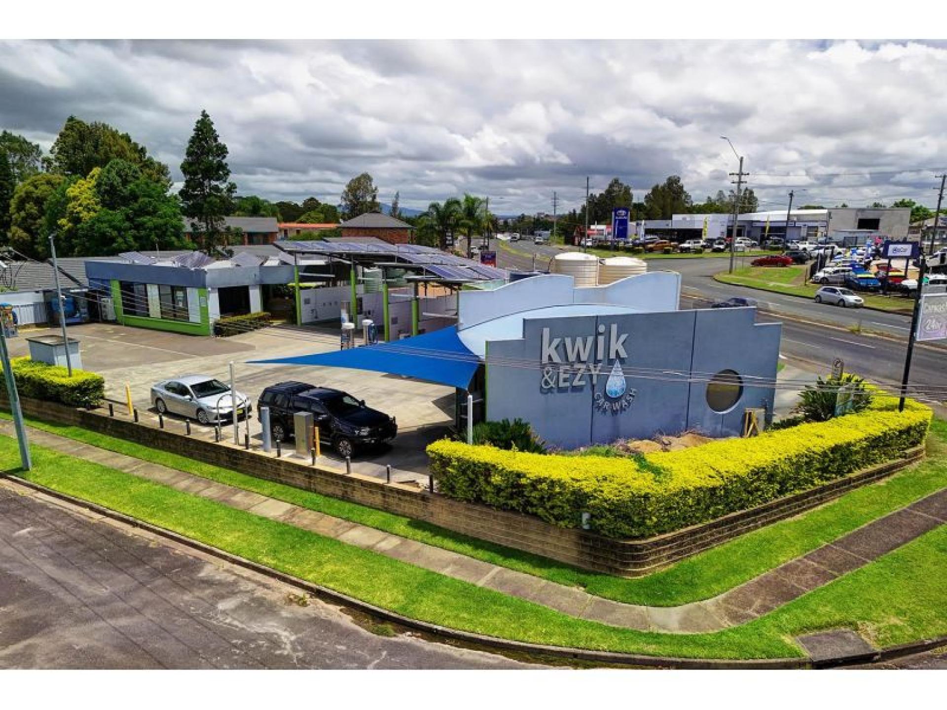 Well-positioned Car Wash With 661499 1