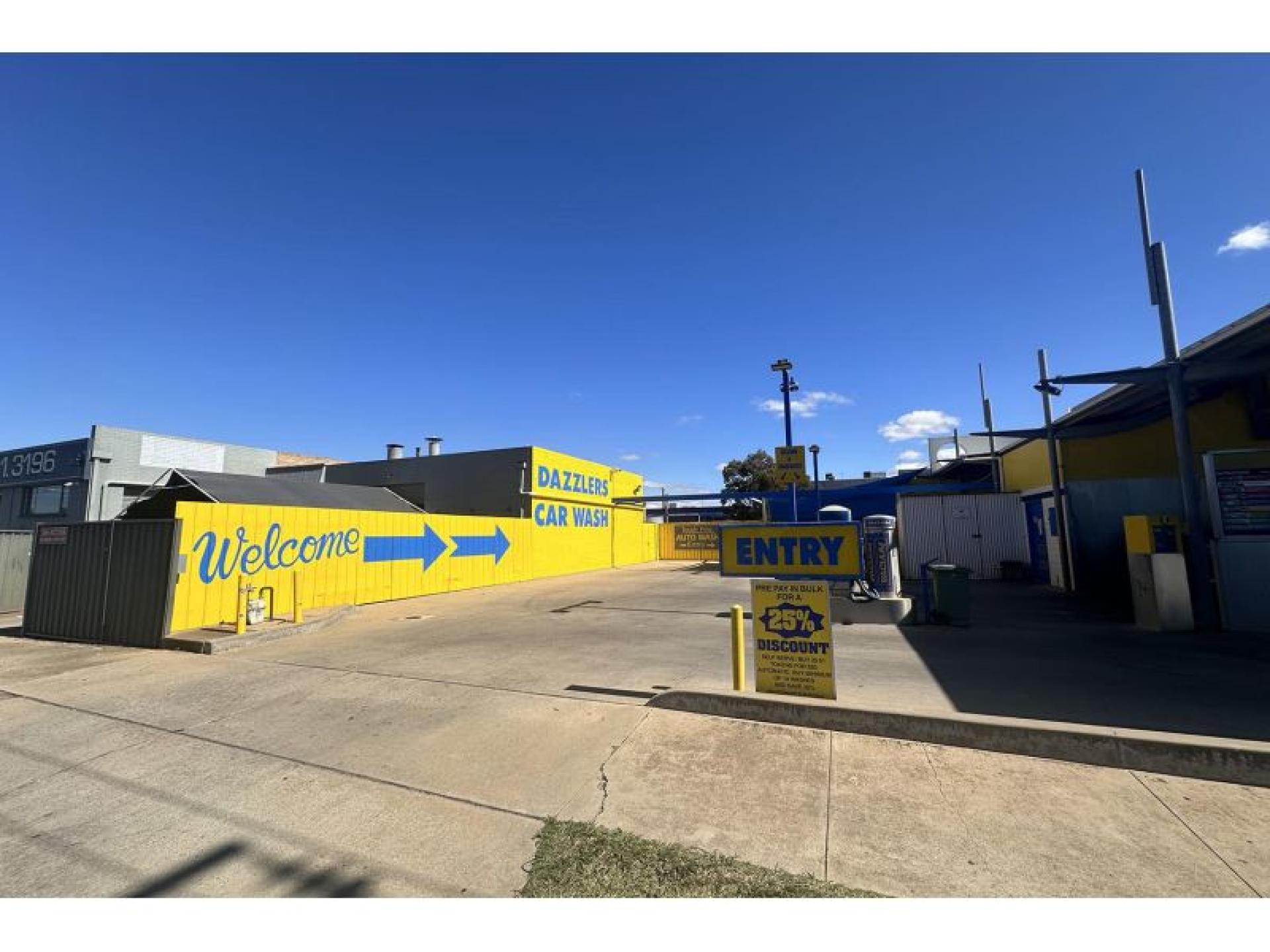 Centrally Located High Exposure 661503 3