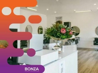 34606 Highly Profitable Salon with Steady Foot Traffic