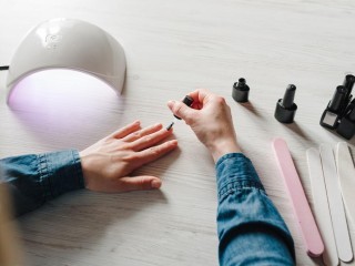 35357 Profitable e-Commerce Opportunity - Thriving Nail Industry