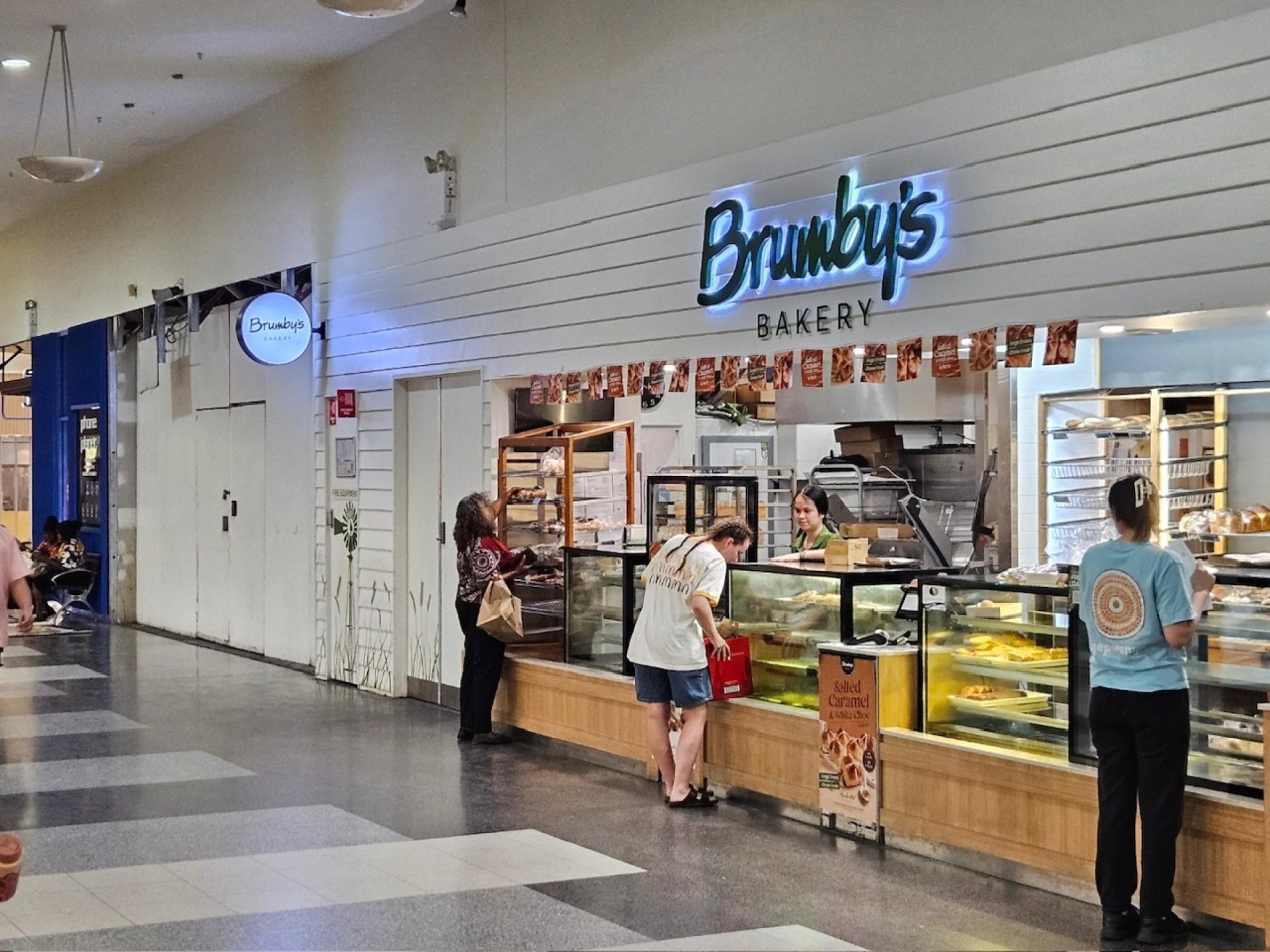 Brumby's Alice Springs 662296 2